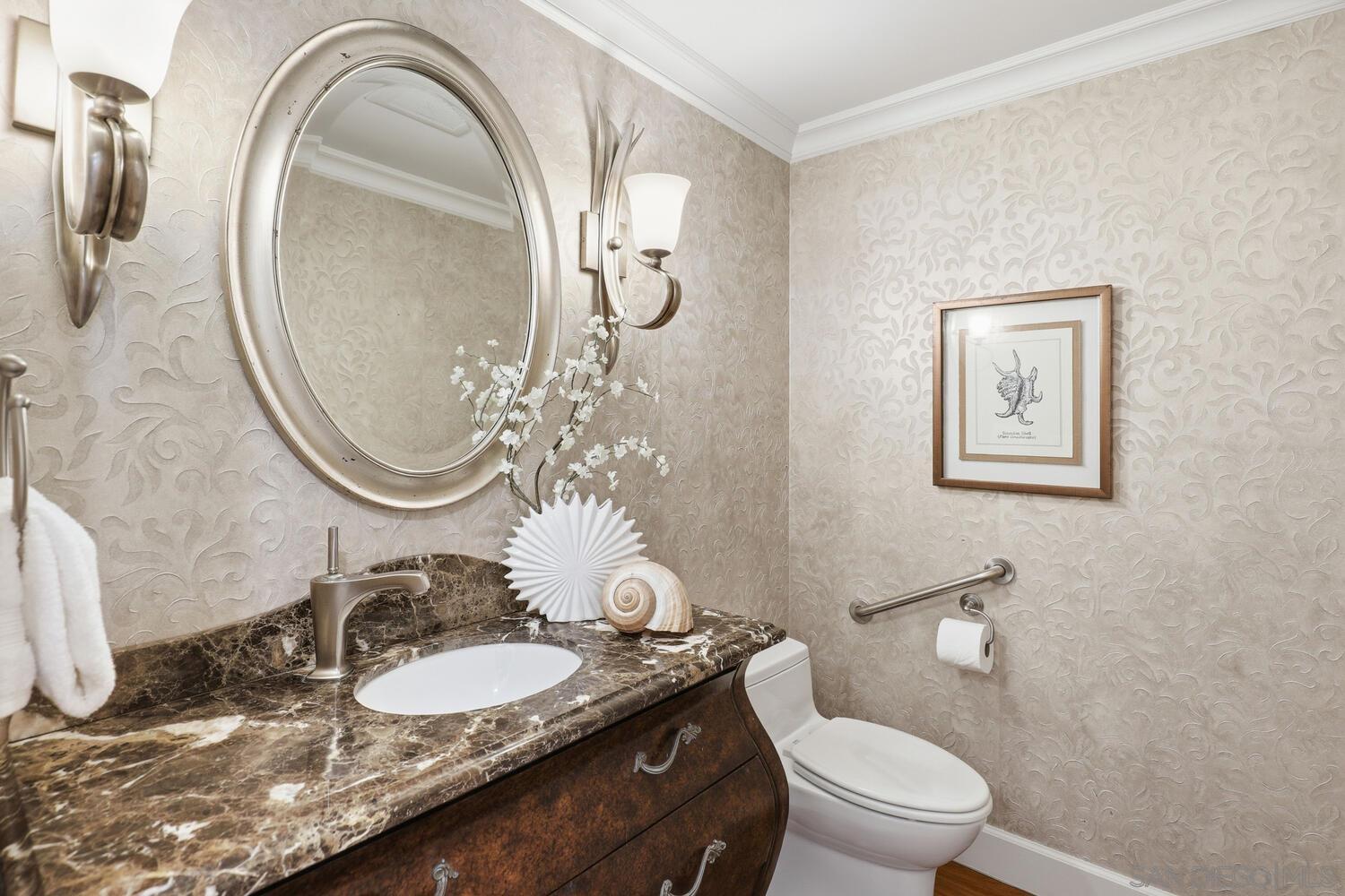 Detail Gallery Image 23 of 47 For 21  Spinnaker Way, Coronado,  CA 92118 - 4 Beds | 3/1 Baths