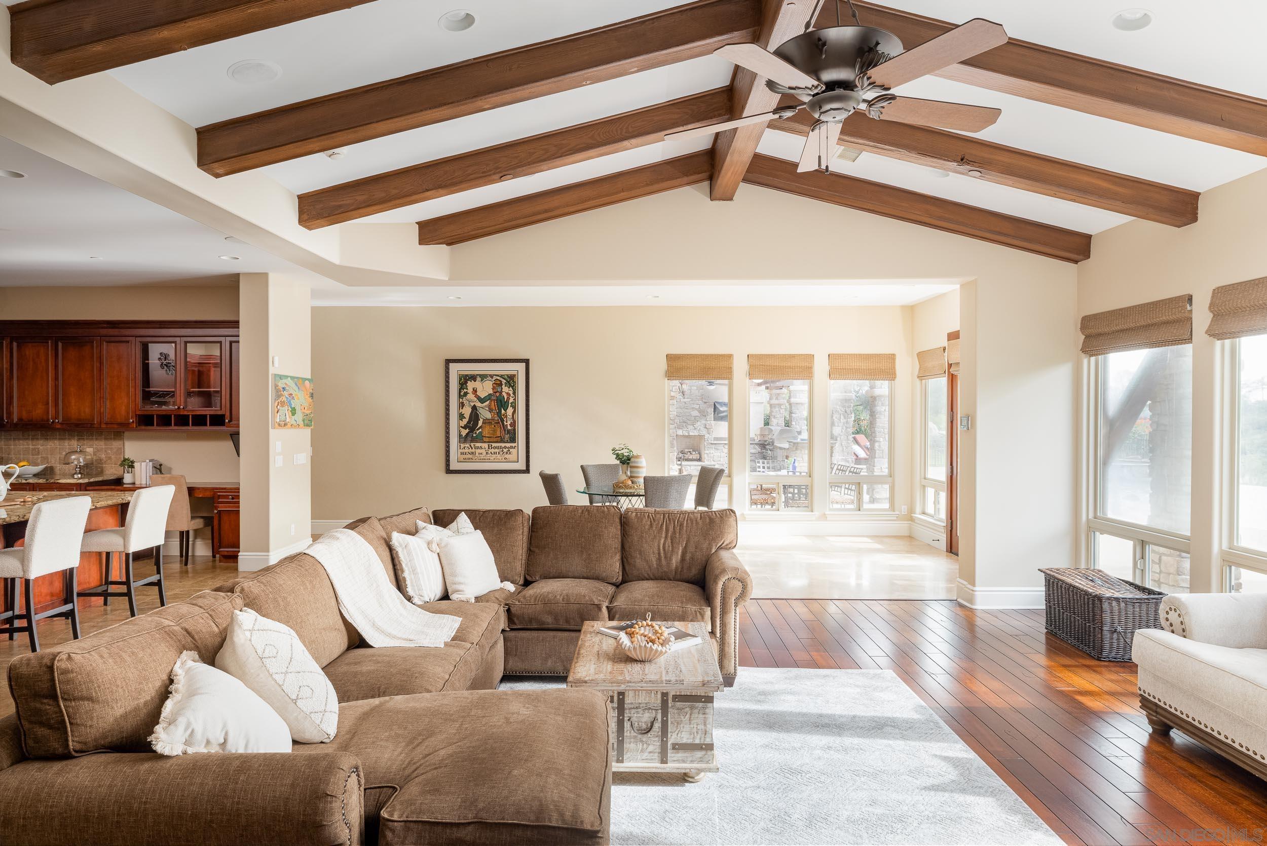 Detail Gallery Image 15 of 51 For 15130  Saddlebrook Ln, Poway,  CA 92064 - 4 Beds | 4/1 Baths