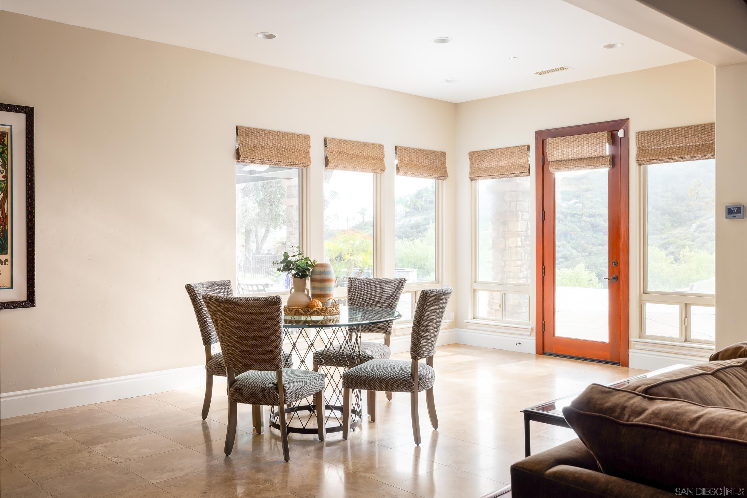 Detail Gallery Image 16 of 51 For 15130  Saddlebrook Ln, Poway,  CA 92064 - 4 Beds | 4/1 Baths