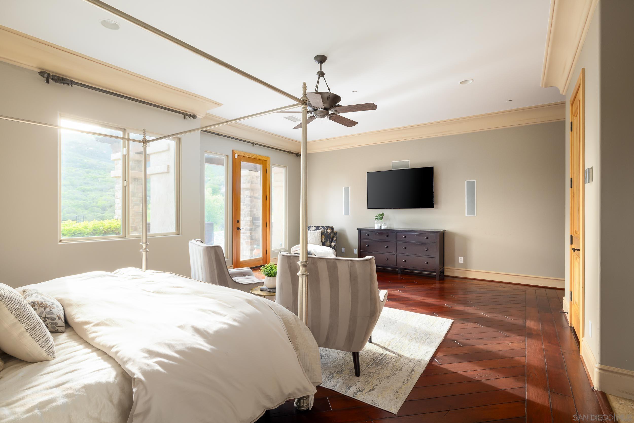 Detail Gallery Image 20 of 51 For 15130  Saddlebrook Ln, Poway,  CA 92064 - 4 Beds | 4/1 Baths