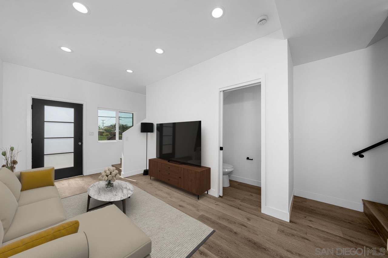 Detail Gallery Image 20 of 74 For 4128-32  Thorn St, San Diego,  CA 92105 - 6 Beds | 5/2 Baths