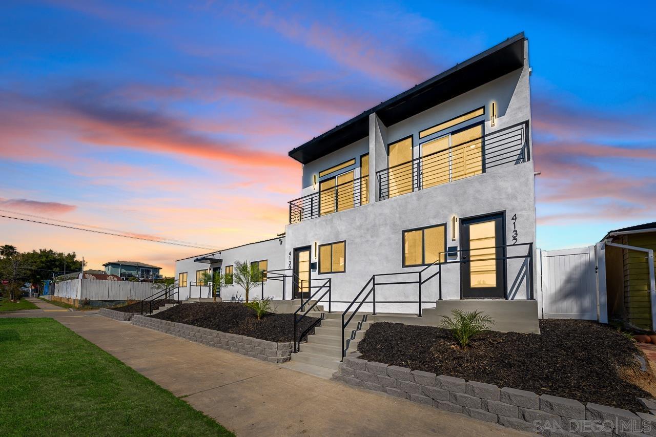 Detail Gallery Image 4 of 74 For 4128-32  Thorn St, San Diego,  CA 92105 - 6 Beds | 5/2 Baths