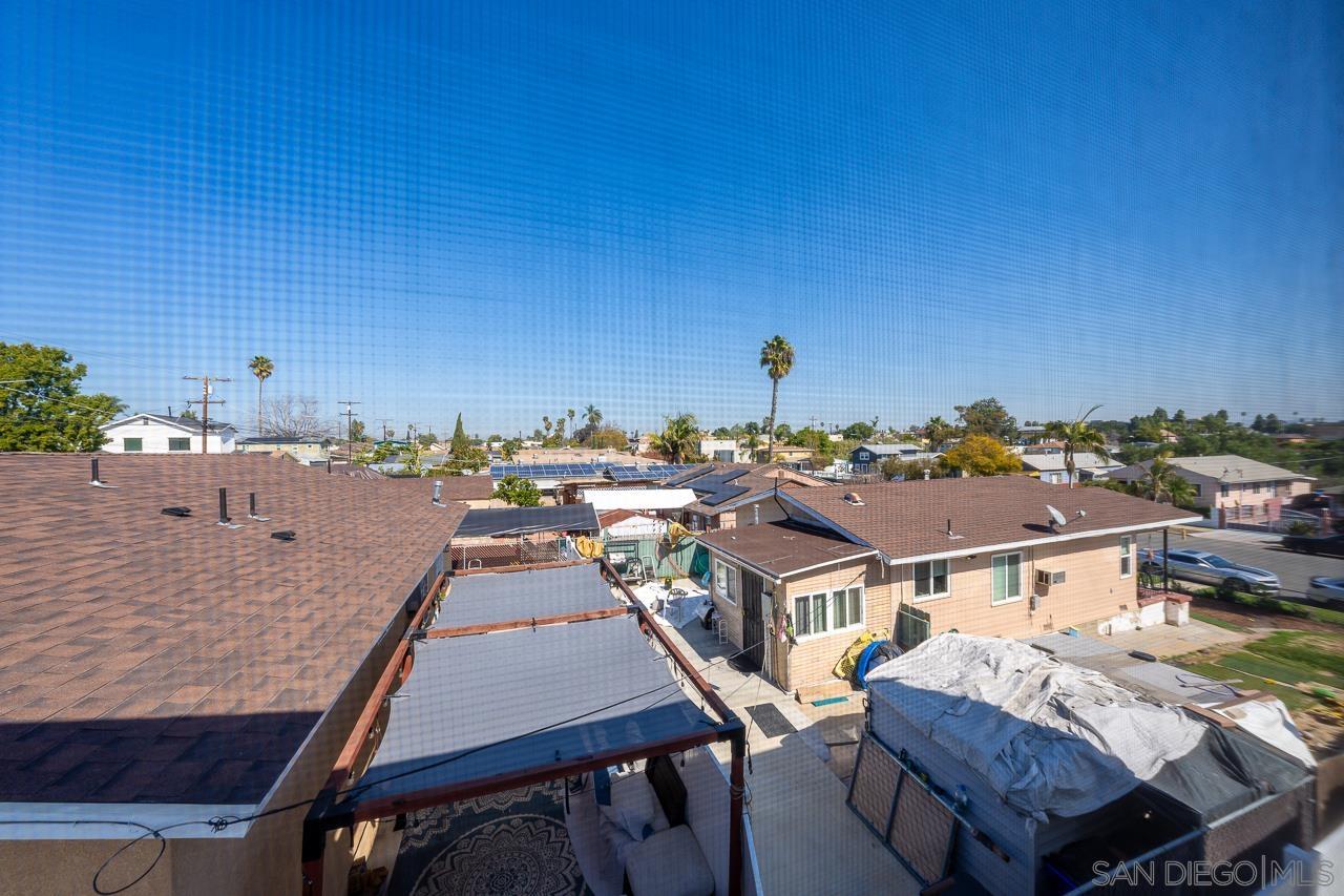 Detail Gallery Image 38 of 74 For 4128-32  Thorn St, San Diego,  CA 92105 - 6 Beds | 5/2 Baths