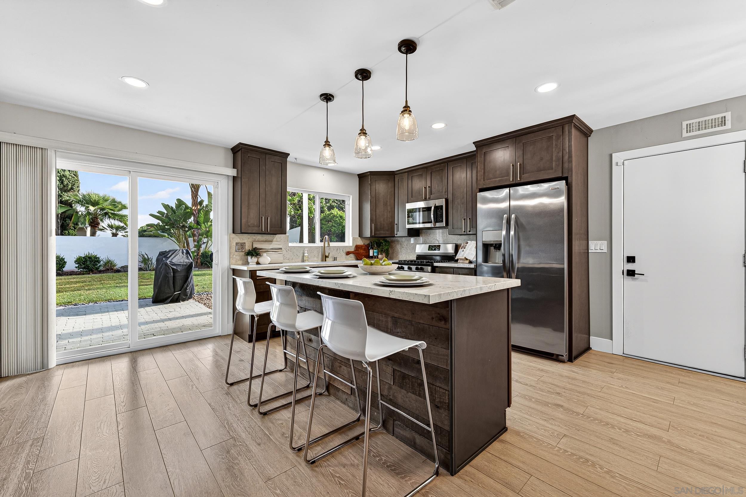 Detail Gallery Image 29 of 42 For 7756  Lake Adlon Dr, San Diego,  CA 92119 - 3 Beds | 2 Baths