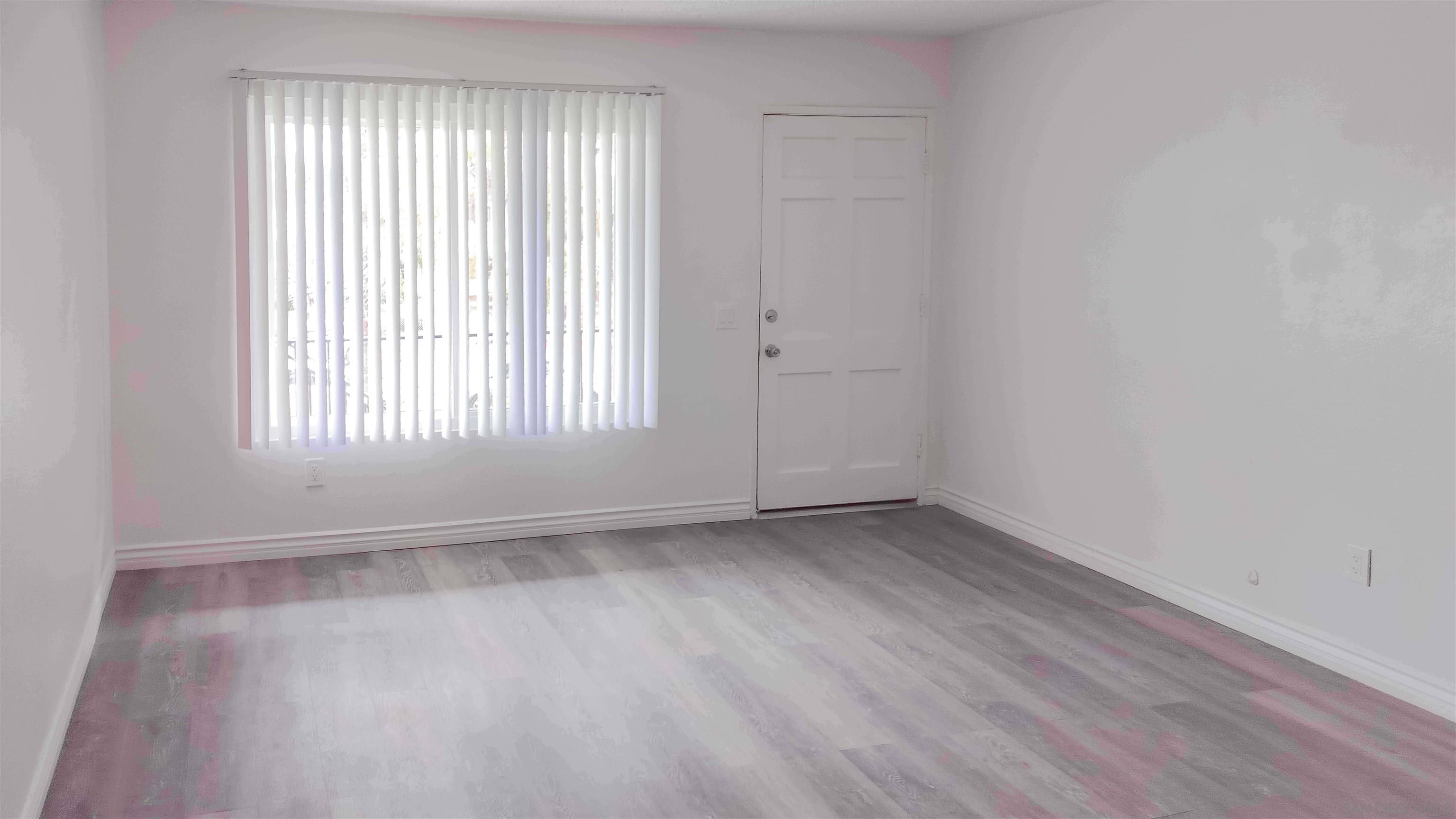 Detail Gallery Image 15 of 29 For 1718-24  Crofton Ln, Escondido,  CA 92027 - – Beds | – Baths