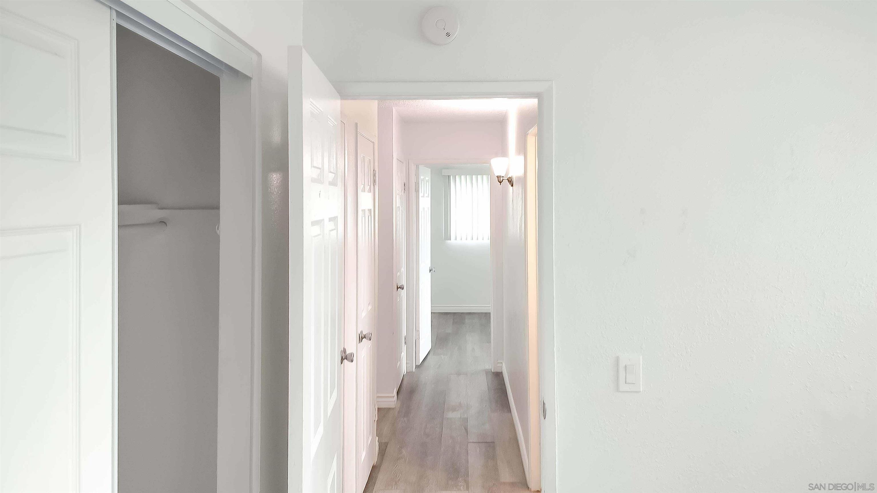 Detail Gallery Image 16 of 29 For 1718-24  Crofton Ln, Escondido,  CA 92027 - – Beds | – Baths