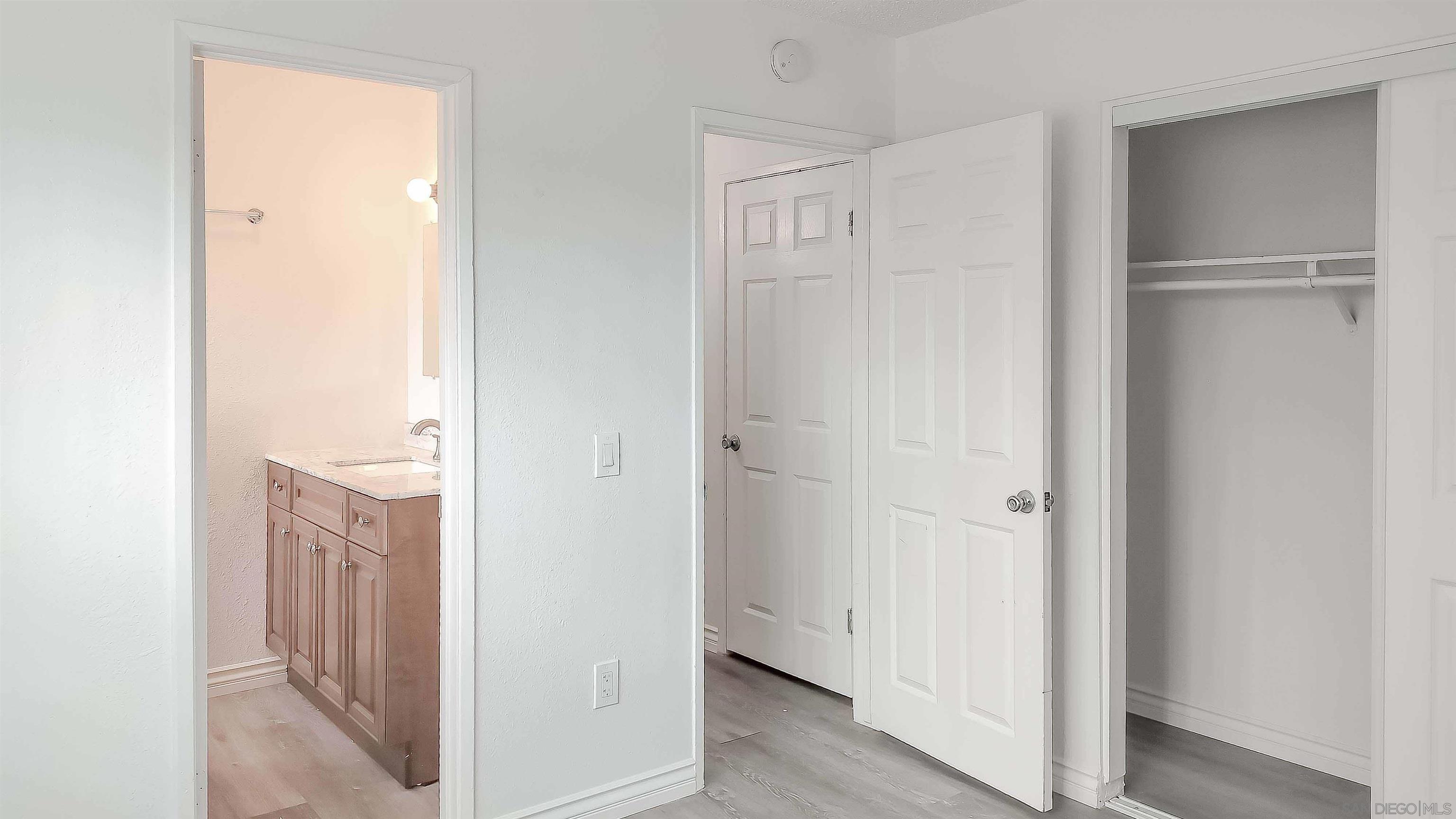 Detail Gallery Image 26 of 29 For 1718-24  Crofton Ln, Escondido,  CA 92027 - – Beds | – Baths