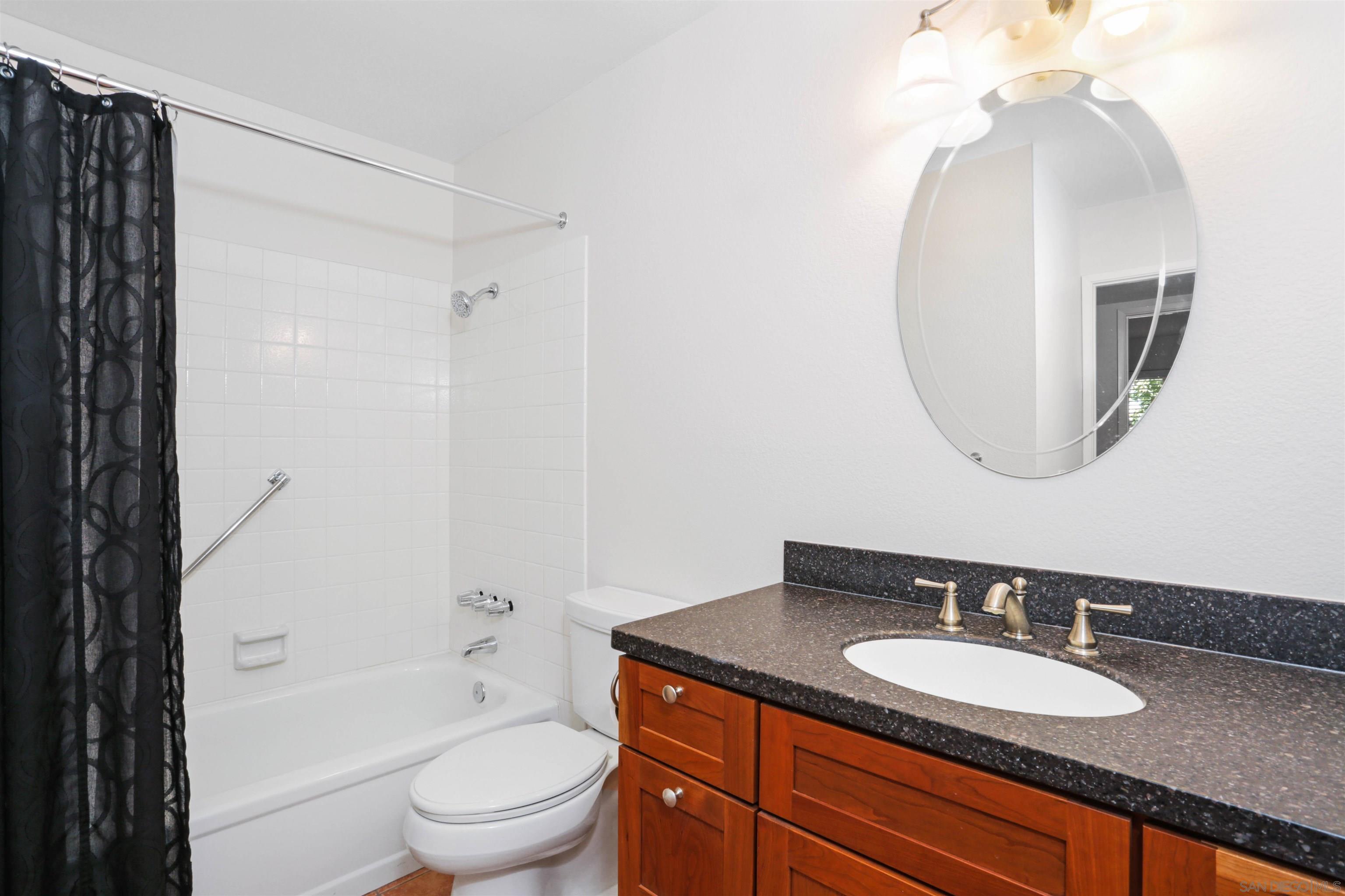 Detail Gallery Image 34 of 57 For 17461  Plaza Otonal, San Diego,  CA 92128 - 3 Beds | 2 Baths