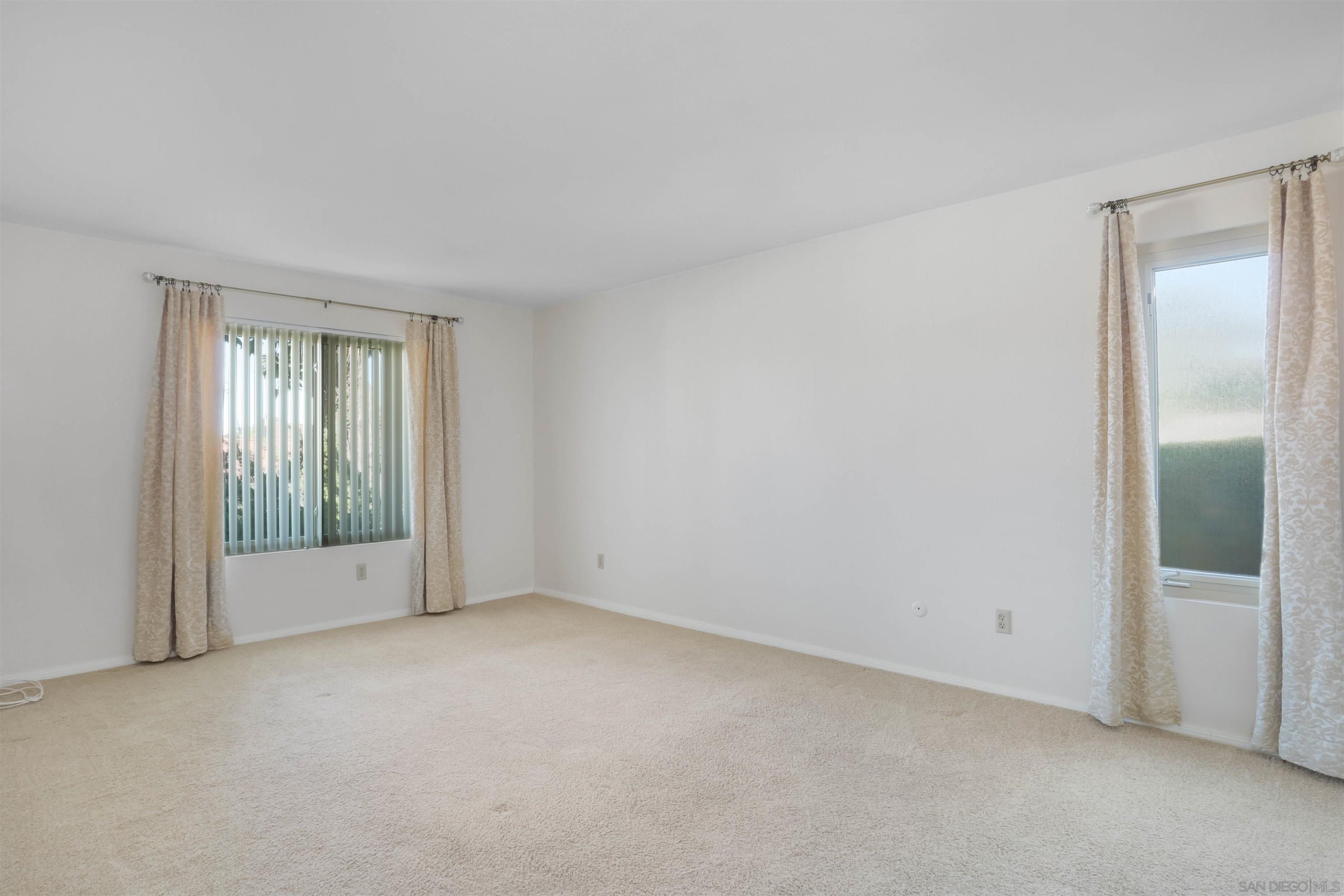 Detail Gallery Image 38 of 57 For 17461  Plaza Otonal, San Diego,  CA 92128 - 3 Beds | 2 Baths