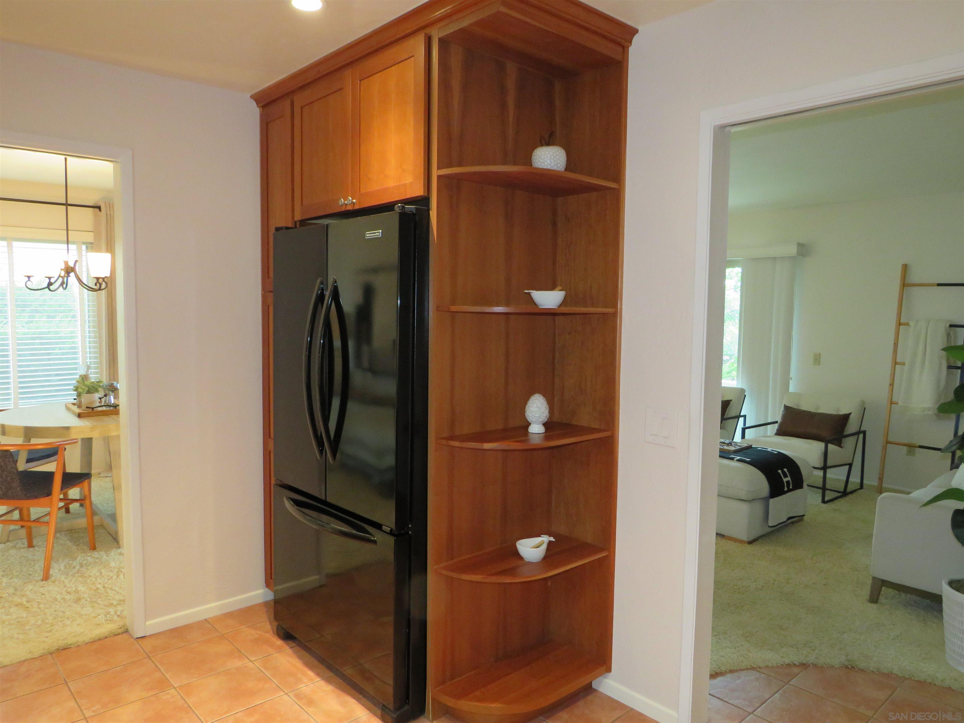 Detail Gallery Image 8 of 57 For 17461  Plaza Otonal, San Diego,  CA 92128 - 3 Beds | 2 Baths