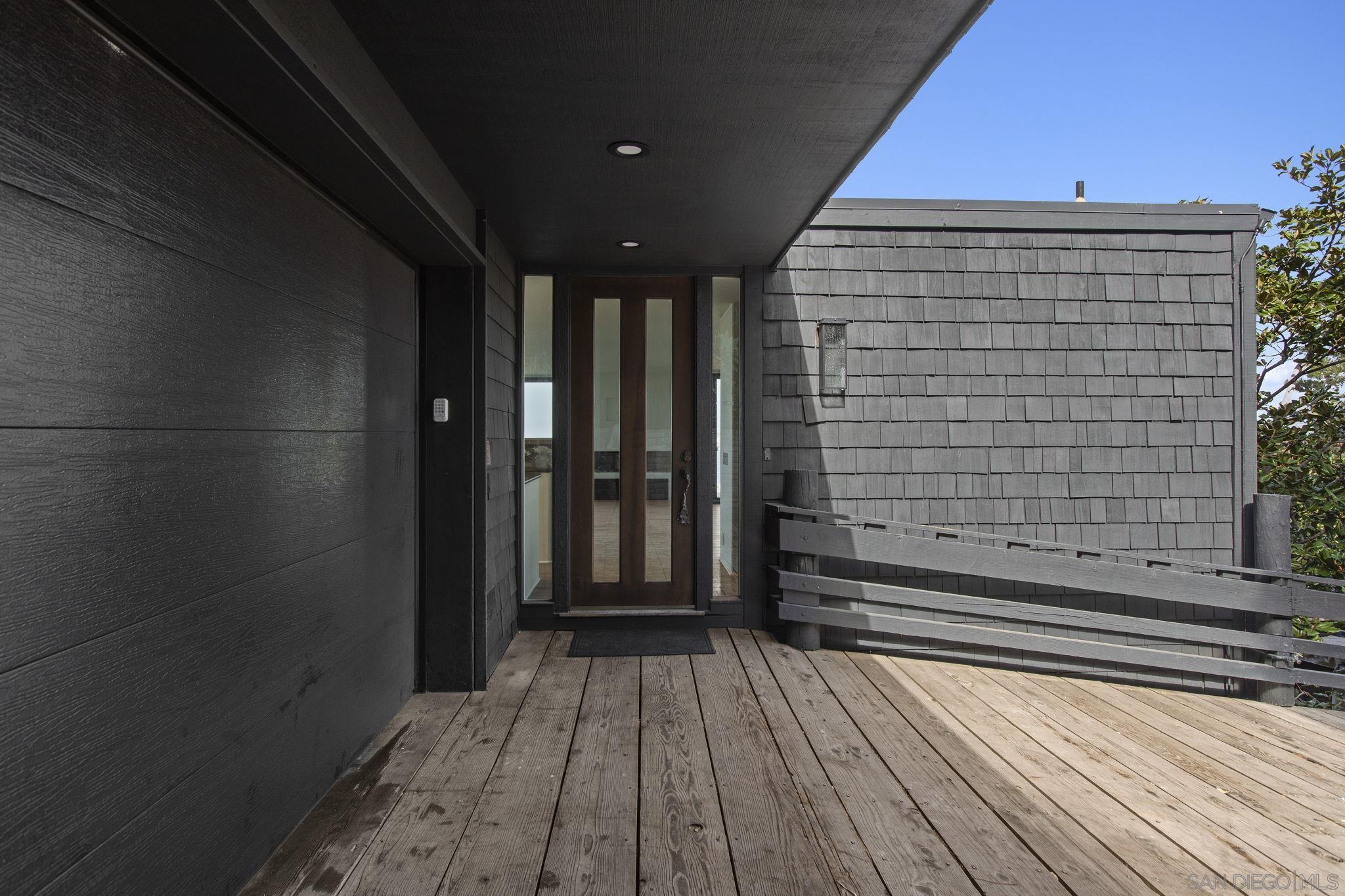 Detail Gallery Image 24 of 30 For 1846  Castellana Rd, La Jolla,  CA 92037 - 4 Beds | 4 Baths