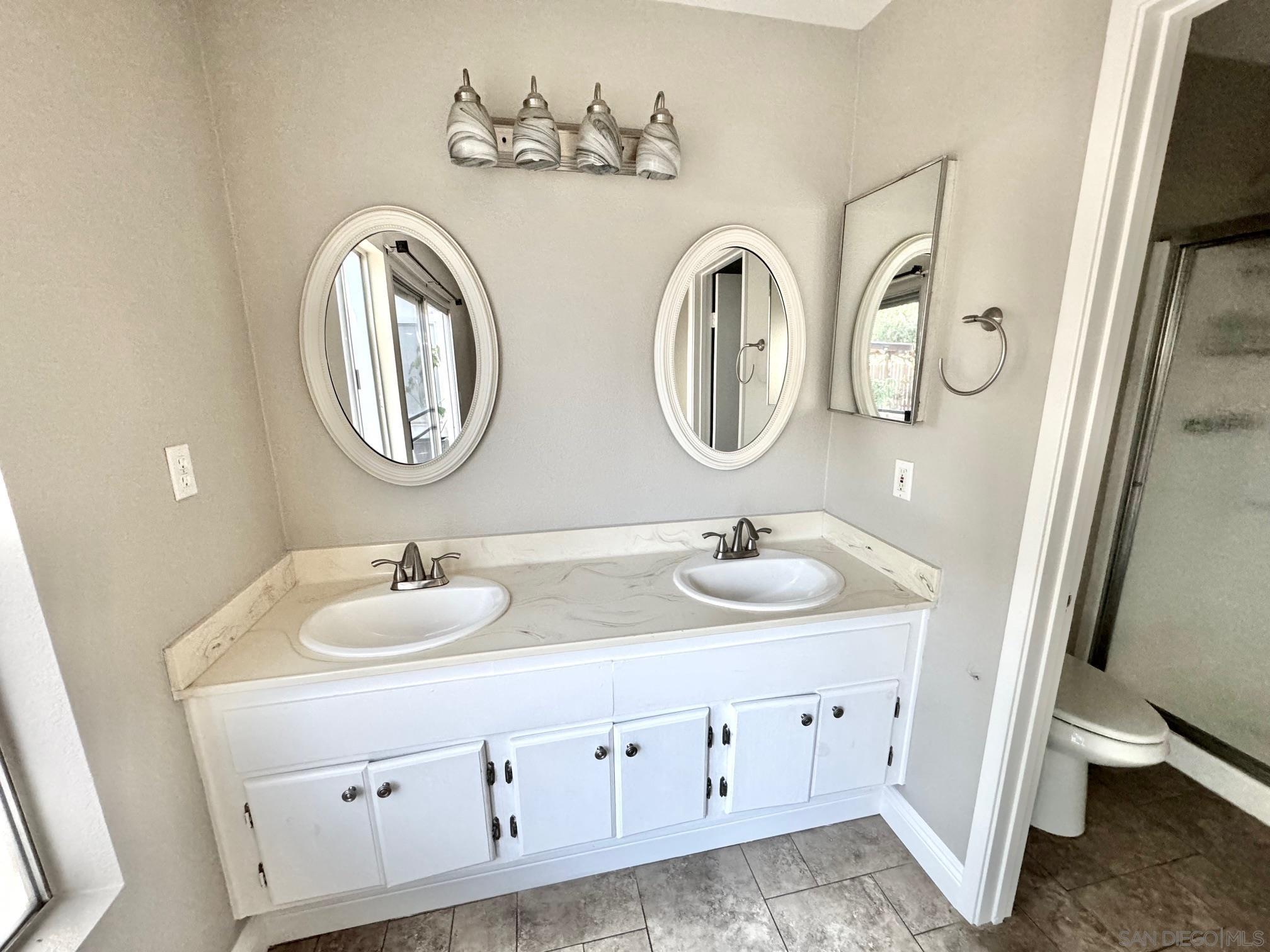 Detail Gallery Image 19 of 41 For 1011  Chestnut, Escondido,  CA 92025 - 3 Beds | 2 Baths