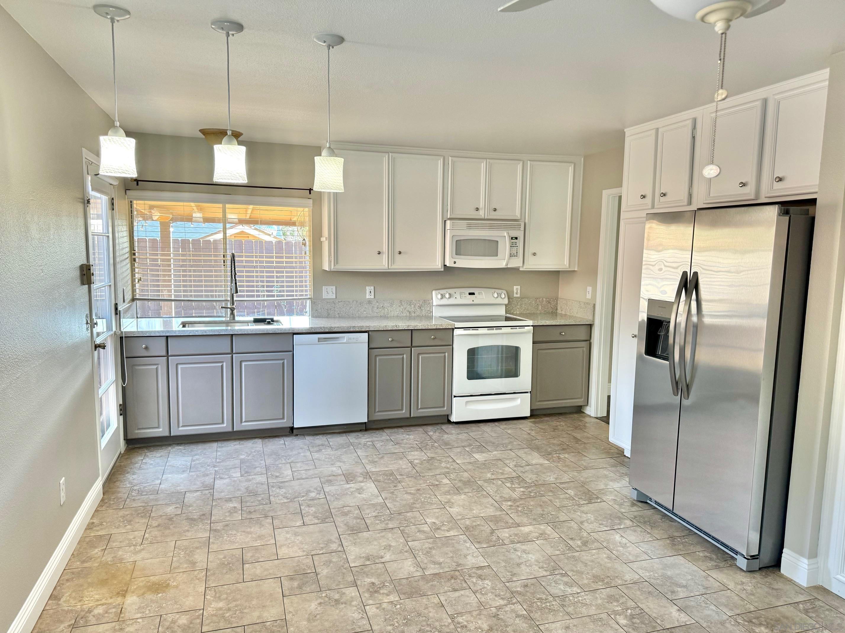 Detail Gallery Image 26 of 41 For 1011  Chestnut, Escondido,  CA 92025 - 3 Beds | 2 Baths