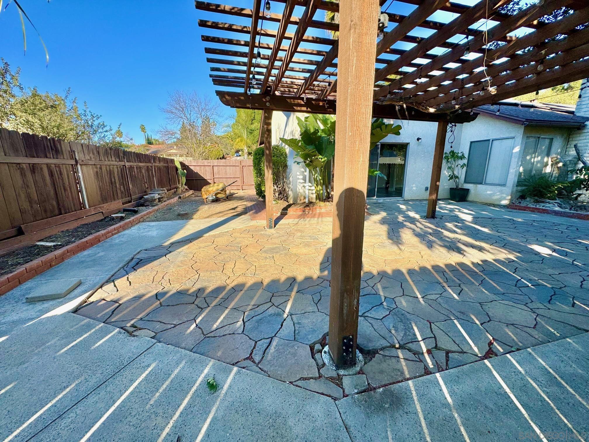 Detail Gallery Image 40 of 41 For 1011  Chestnut, Escondido,  CA 92025 - 3 Beds | 2 Baths