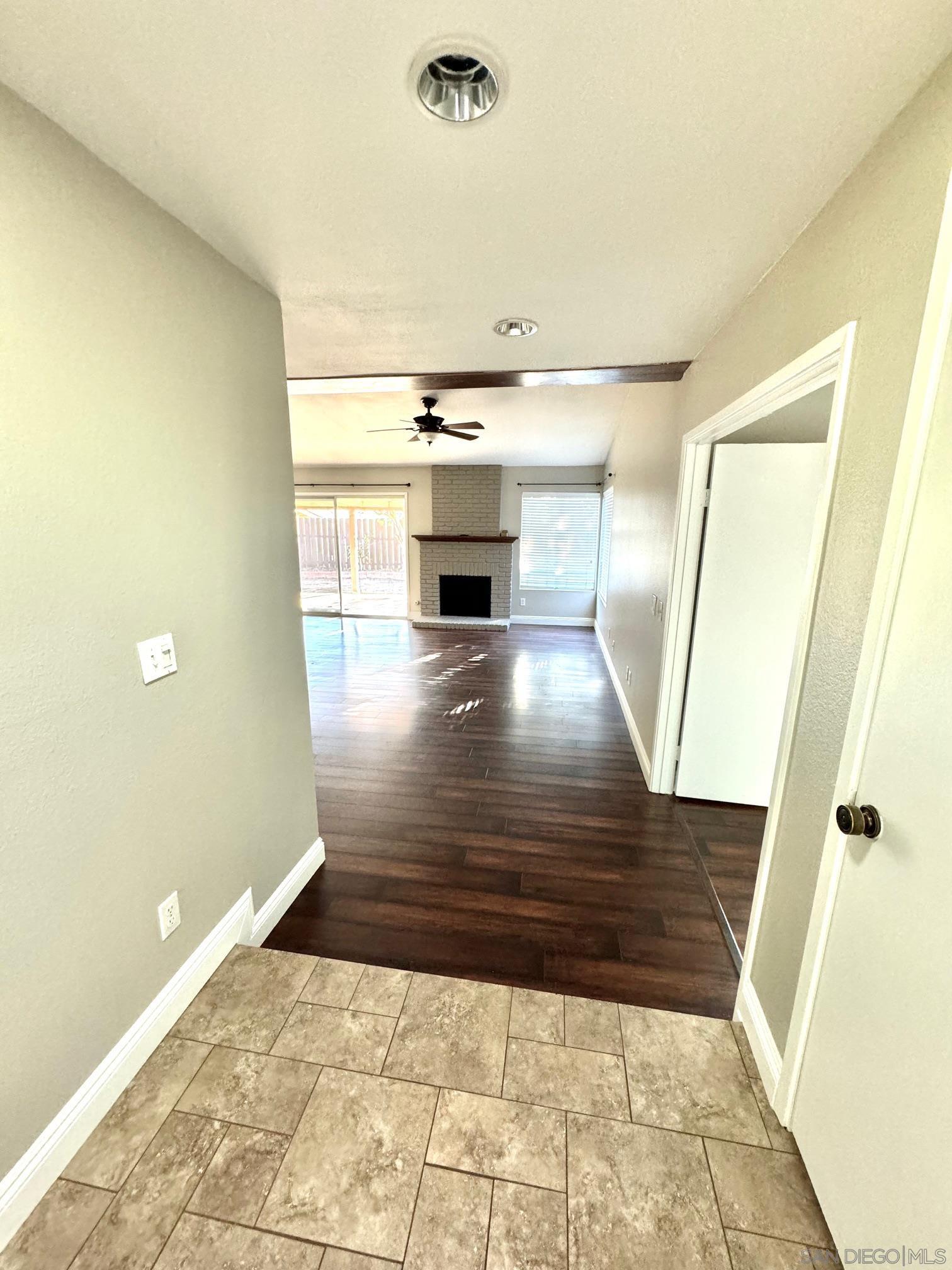 Detail Gallery Image 6 of 41 For 1011  Chestnut, Escondido,  CA 92025 - 3 Beds | 2 Baths