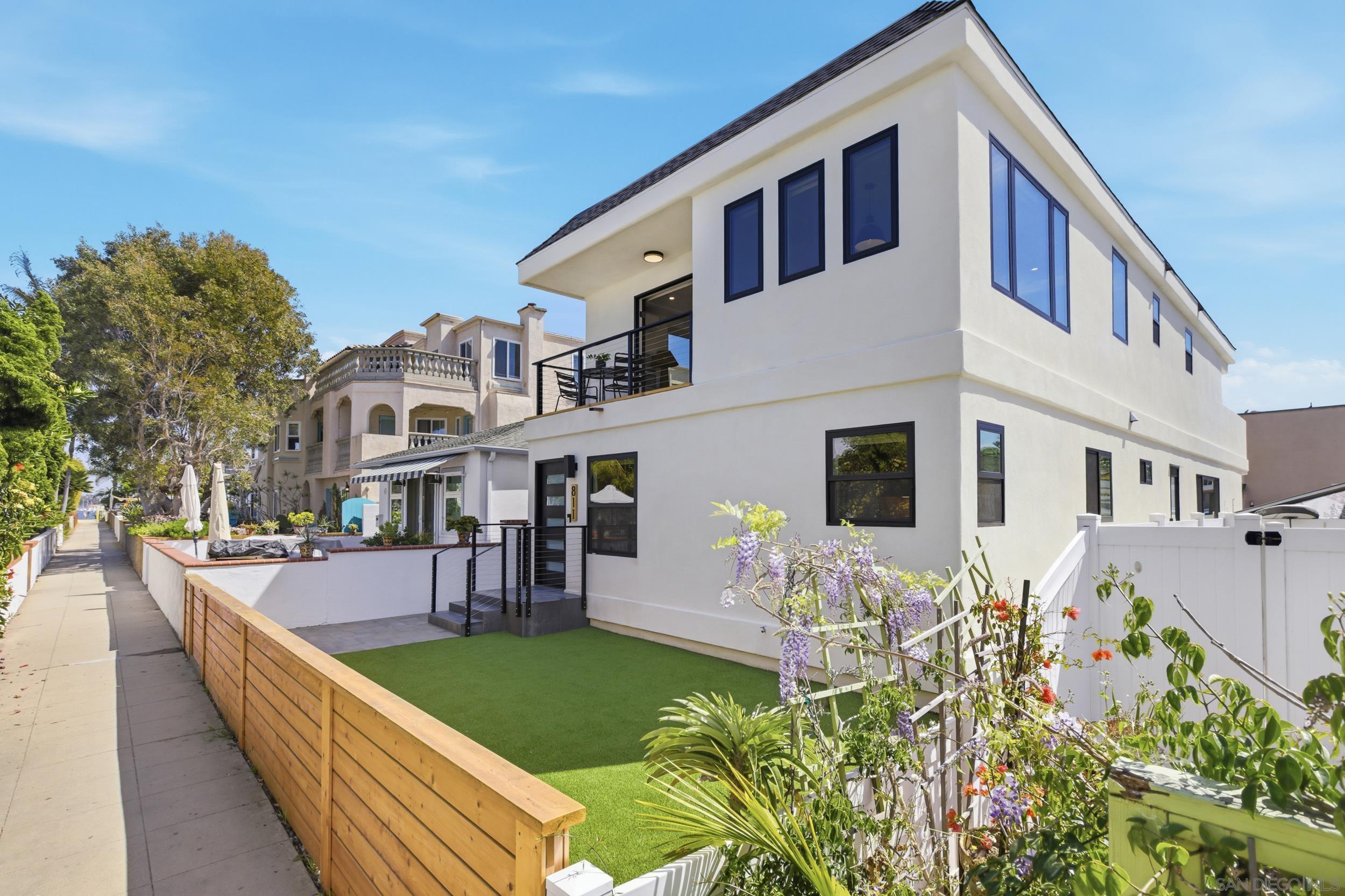 Front Image Thumbnail for SD260006763