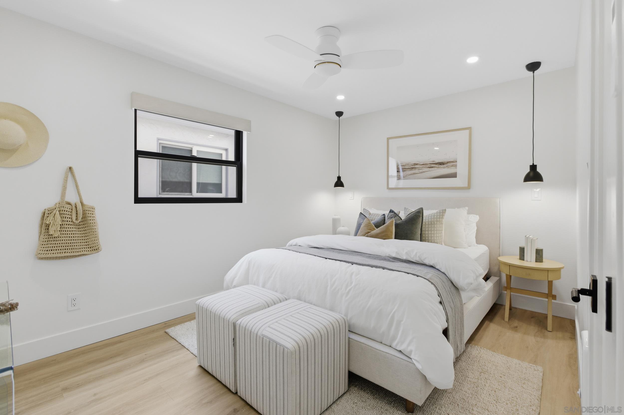 Detail Gallery Image 12 of 51 For 811-13  Balboa Ct, San Diego,  CA 92109 - – Beds | – Baths