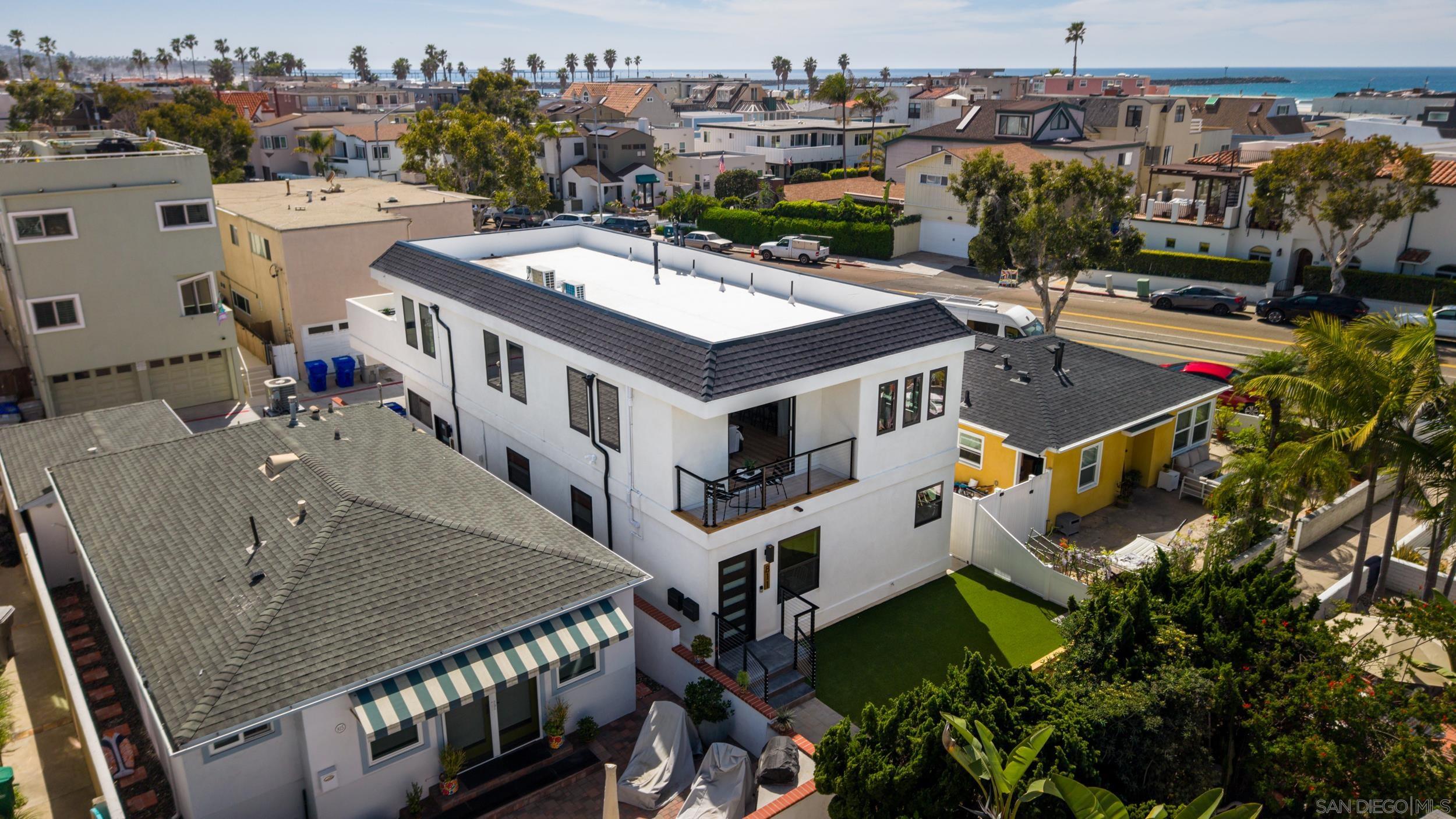 Detail Gallery Image 43 of 51 For 811-13  Balboa Ct, San Diego,  CA 92109 - – Beds | – Baths