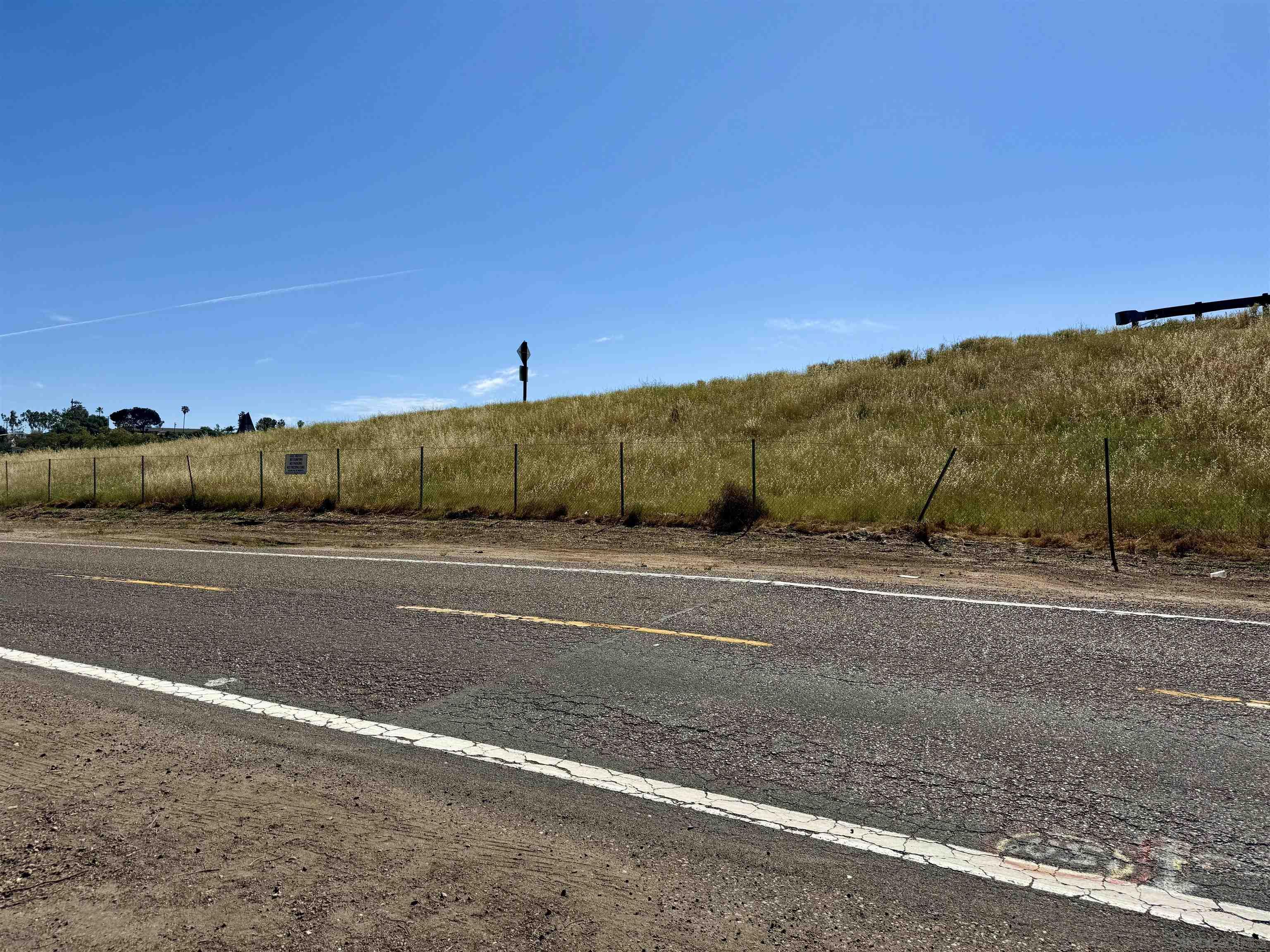 Detail Gallery Image 8 of 11 For , La Mesa,  CA 91941 - – Beds | – Baths