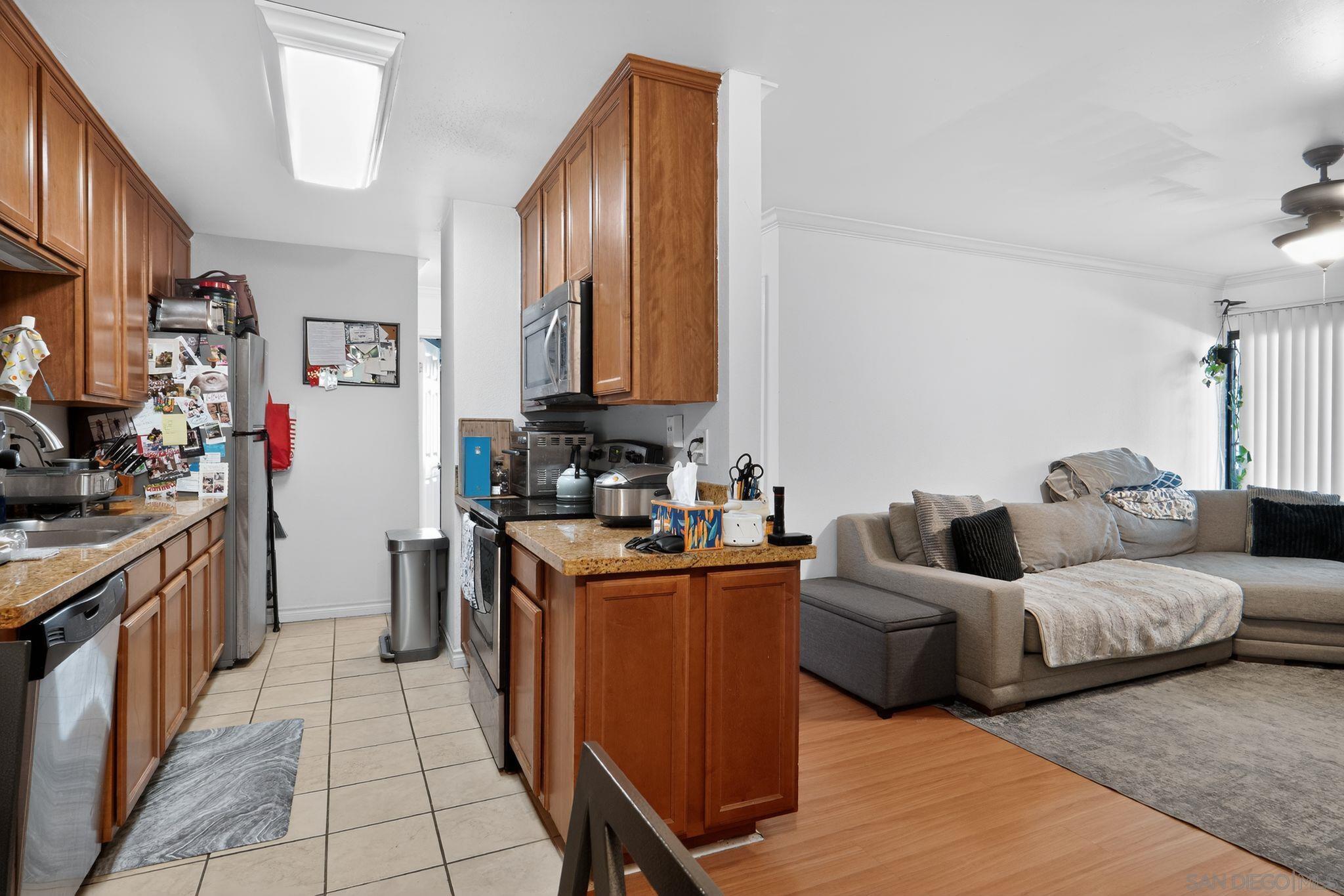 Detail Gallery Image 3 of 16 For 9929  Azuaga St  #F104,  San Diego,  CA 92129 - 2 Beds | 1 Baths