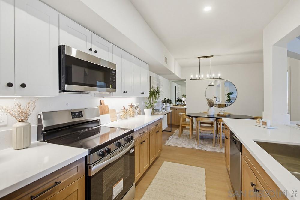 Front Image Thumbnail for SD260006768