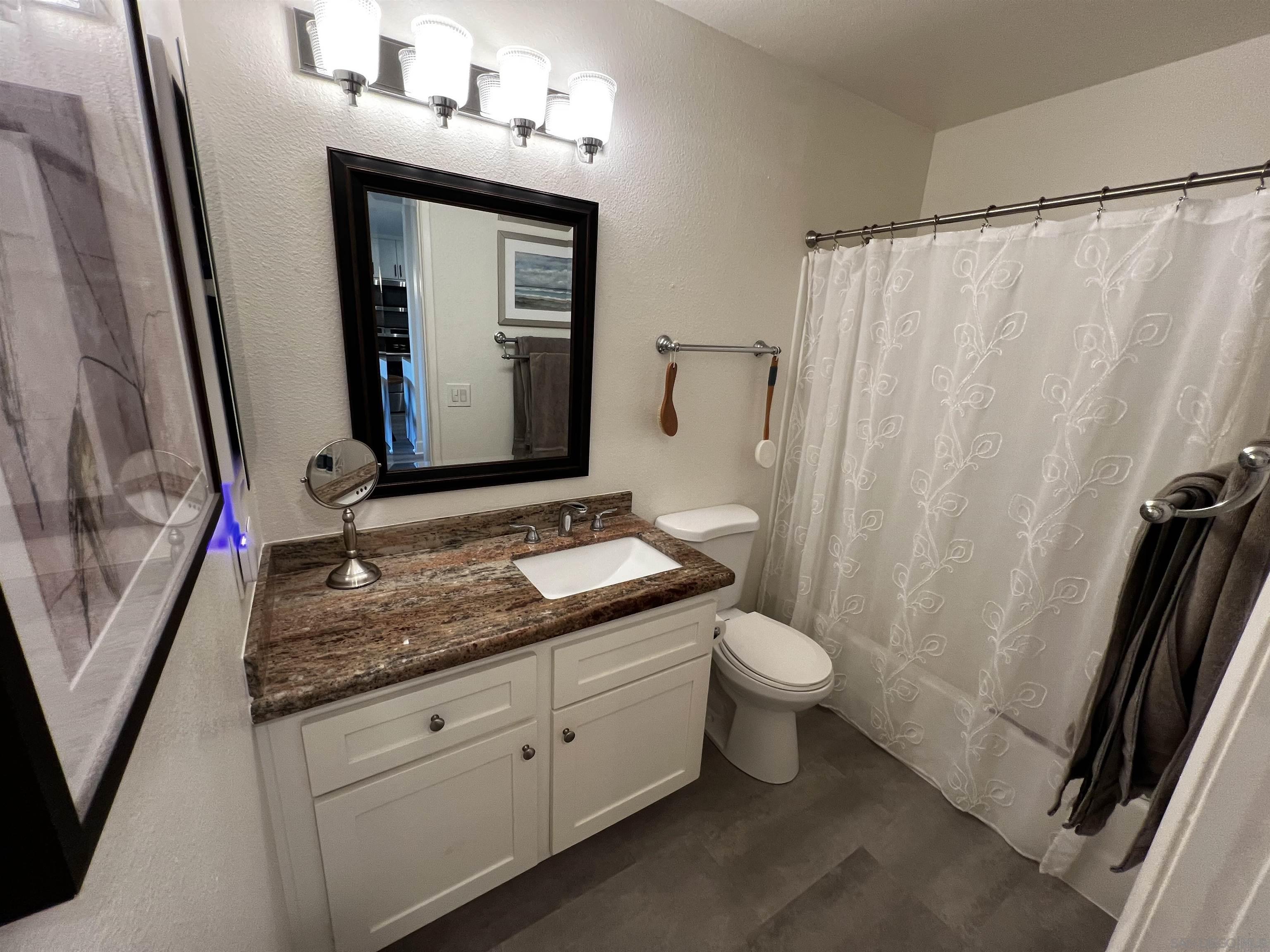 Detail Gallery Image 15 of 30 For 6350  Genesee Ave.  #316,  San Diego,  CA 92122 - 2 Beds | 2 Baths