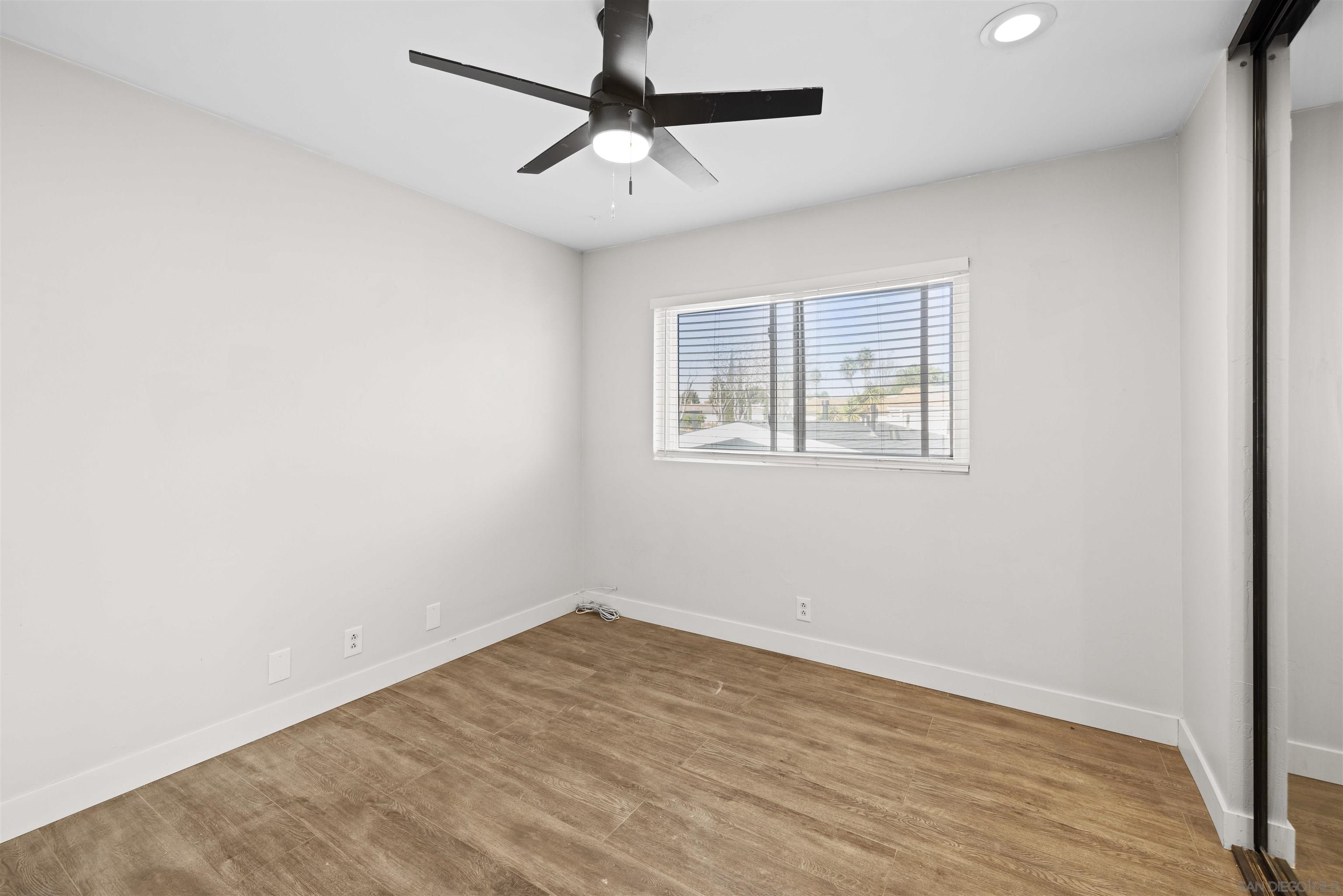 Detail Gallery Image 11 of 14 For 5280  Manhasset Dr, San Diego,  CA 92115 - – Beds | – Baths