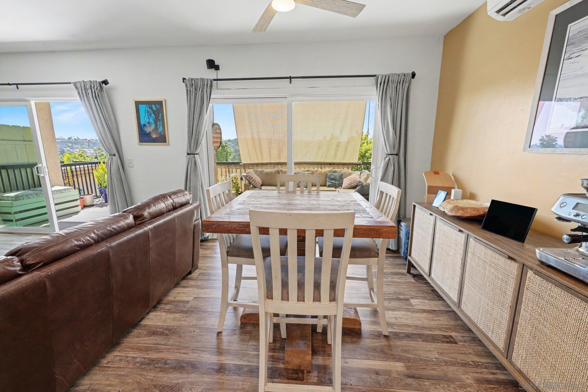 Detail Gallery Image 6 of 21 For 2345  Altisma  a,  Carlsbad,  CA 92009 - 2 Beds | 2/1 Baths