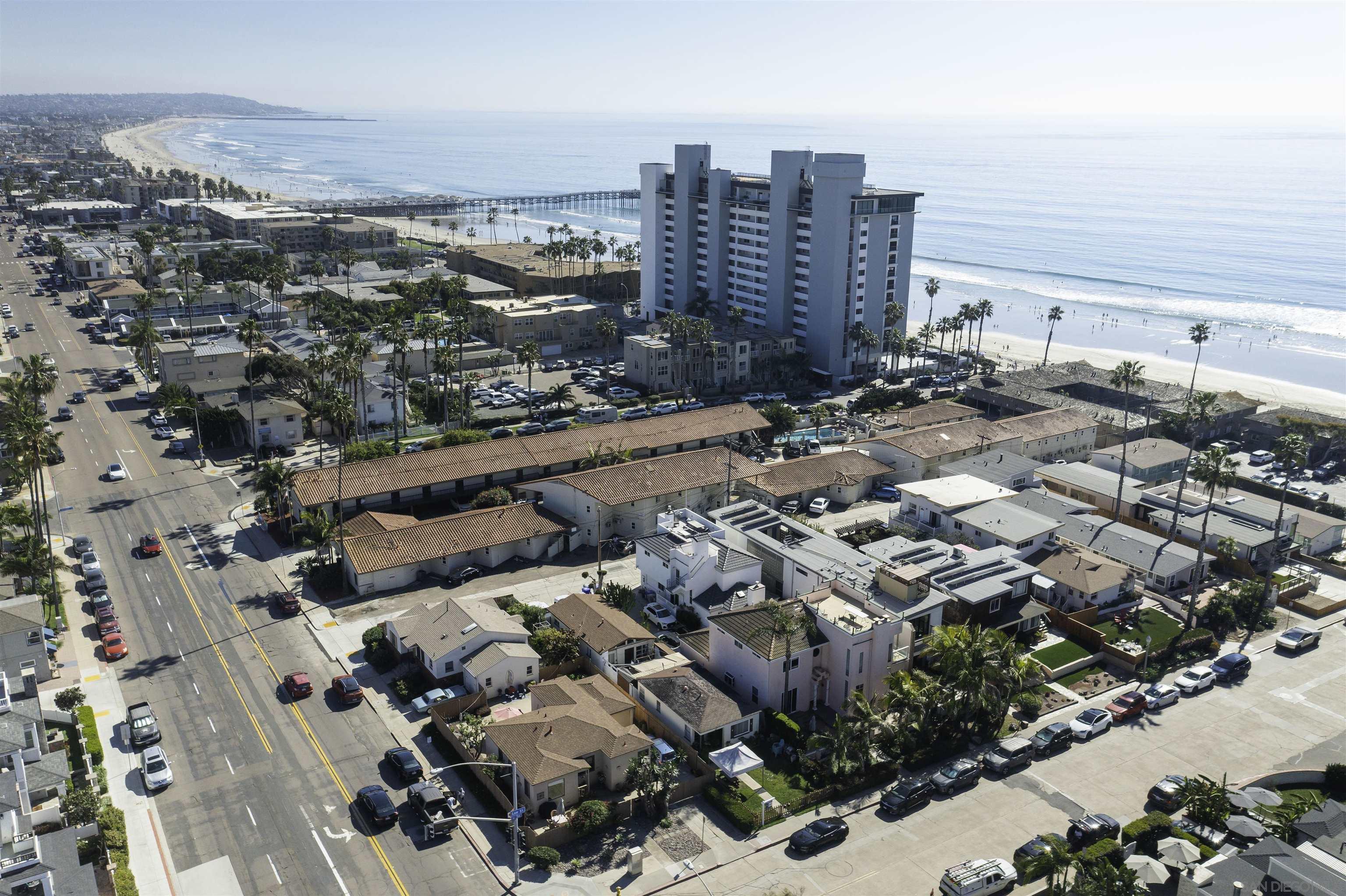 Detail Gallery Image 16 of 27 For 721-23  Law St, San Diego,  CA 92109 - – Beds | – Baths