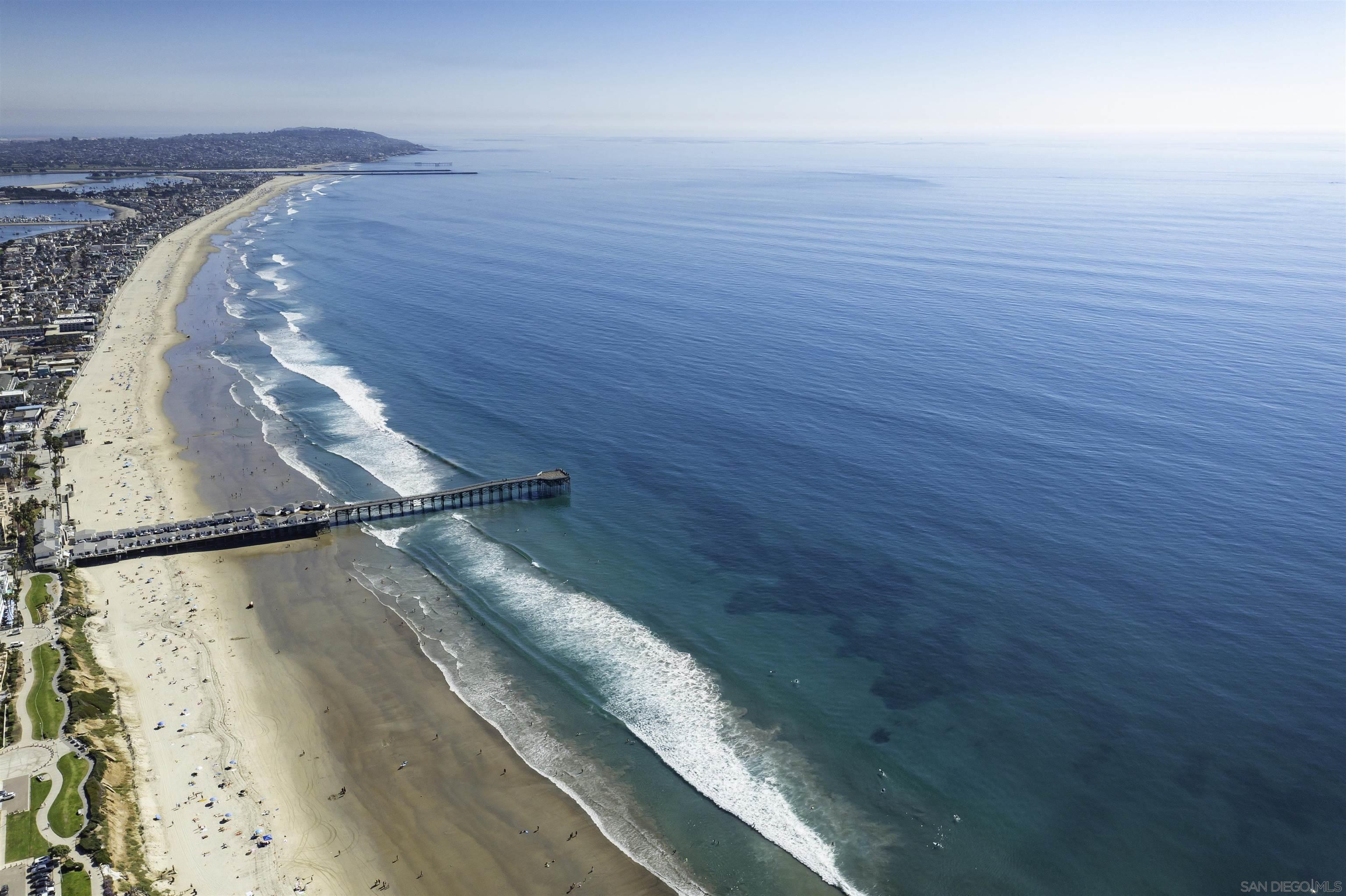 Detail Gallery Image 20 of 27 For 721-23  Law St, San Diego,  CA 92109 - – Beds | – Baths