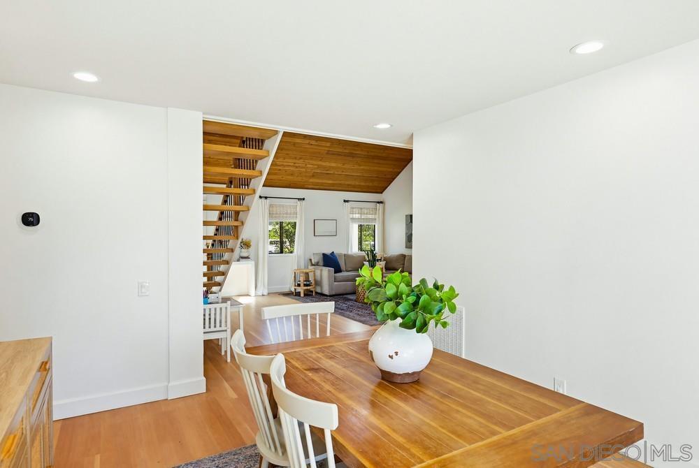 Detail Gallery Image 19 of 75 For 4335  Coronado Avenue, San Diego,  CA 92107 - 4 Beds | 3 Baths