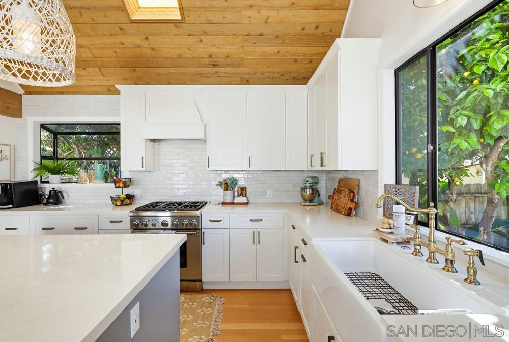 Detail Gallery Image 23 of 75 For 4335  Coronado Avenue, San Diego,  CA 92107 - 4 Beds | 3 Baths