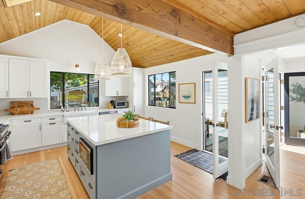 Detail Gallery Image 28 of 75 For 4335  Coronado Avenue, San Diego,  CA 92107 - 4 Beds | 3 Baths