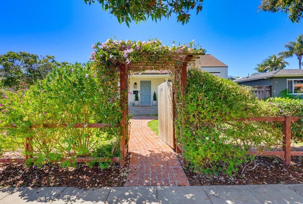 Detail Gallery Image 4 of 75 For 4335  Coronado Avenue, San Diego,  CA 92107 - 4 Beds | 3 Baths