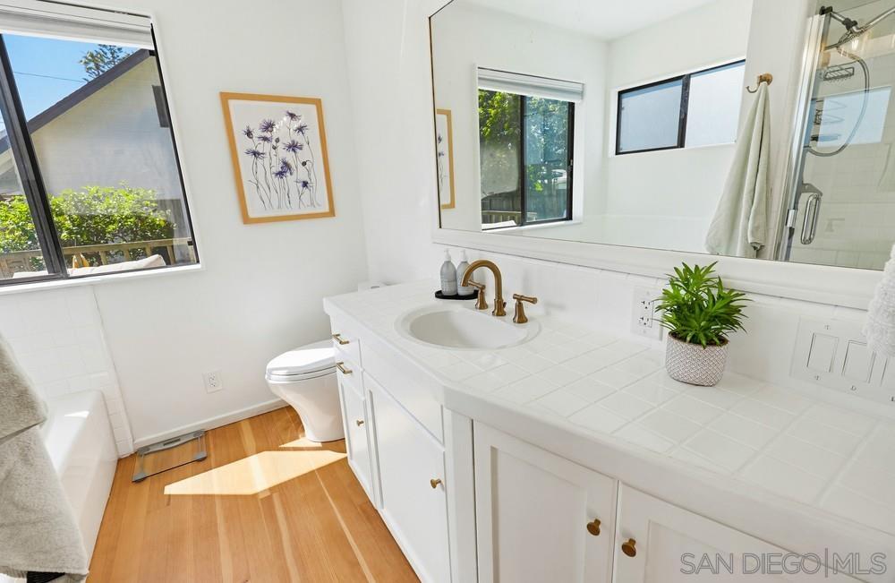 Detail Gallery Image 36 of 75 For 4335  Coronado Avenue, San Diego,  CA 92107 - 4 Beds | 3 Baths