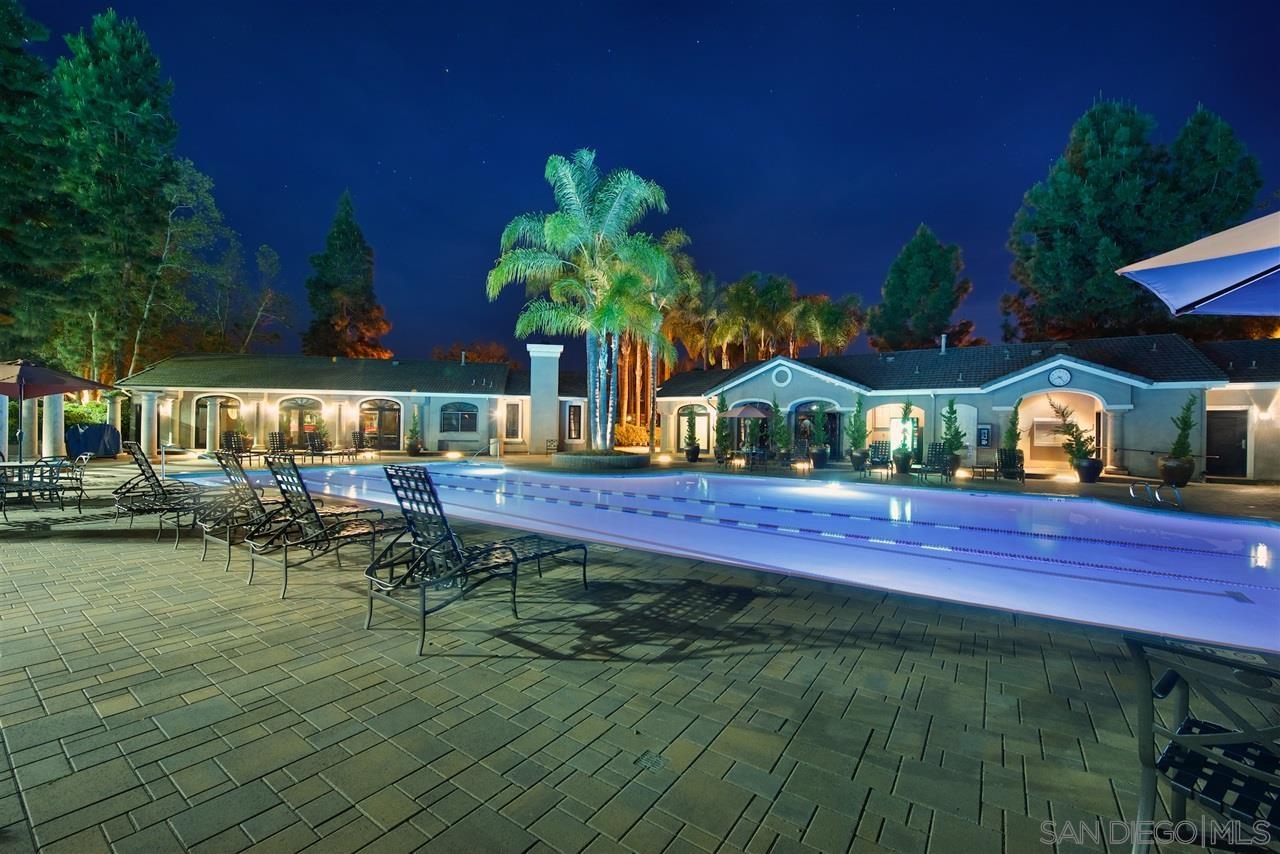 Detail Gallery Image 21 of 29 For 5205  Caminito Exquisito, San Diego,  CA 92130 - 4 Beds | 3 Baths