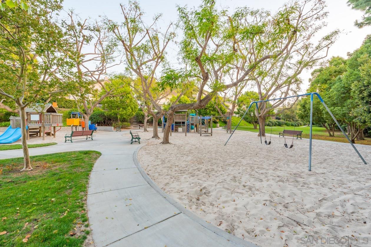 Detail Gallery Image 26 of 29 For 5205  Caminito Exquisito, San Diego,  CA 92130 - 4 Beds | 3 Baths