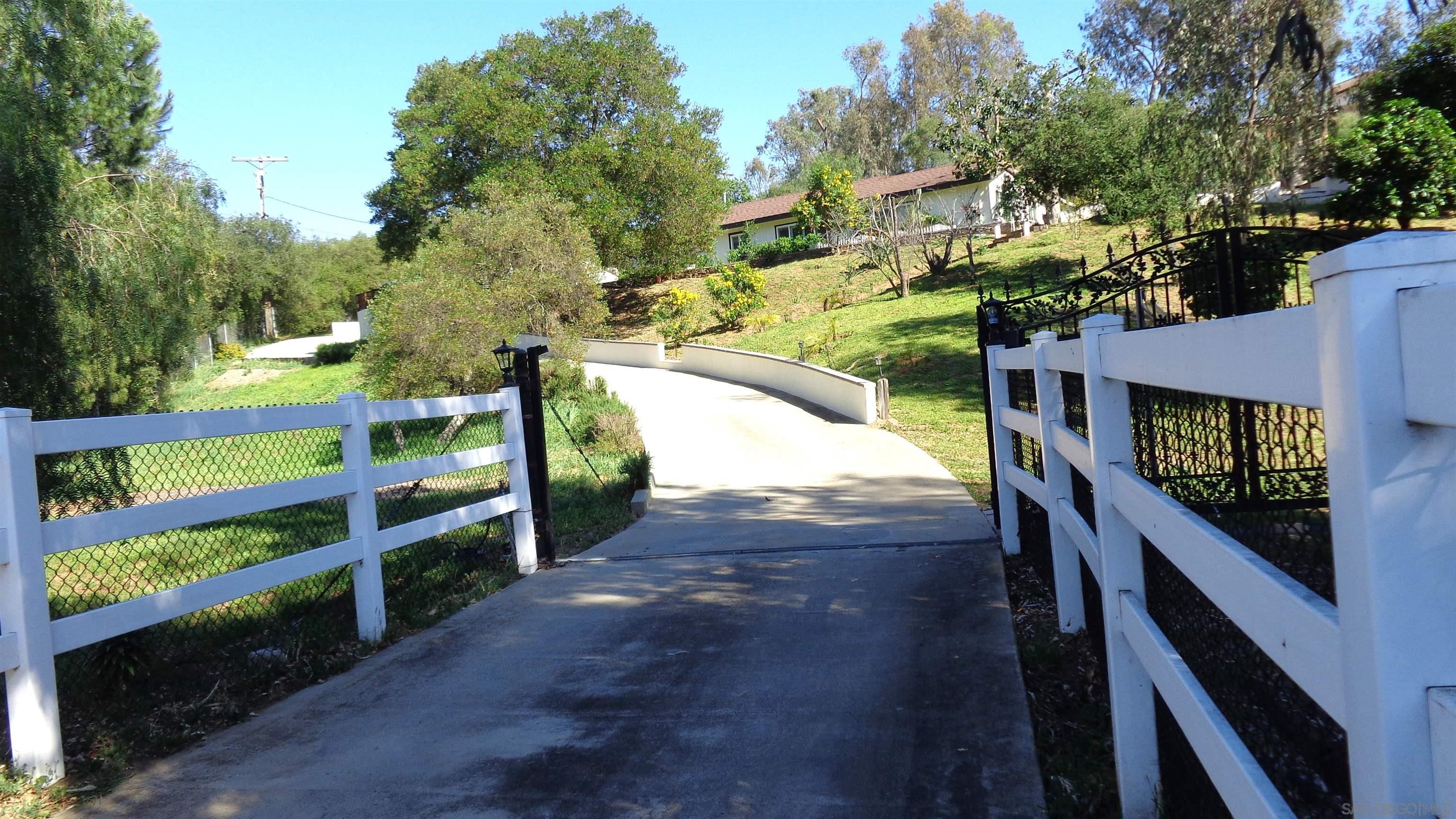 Front Image Thumbnail for SD260006783