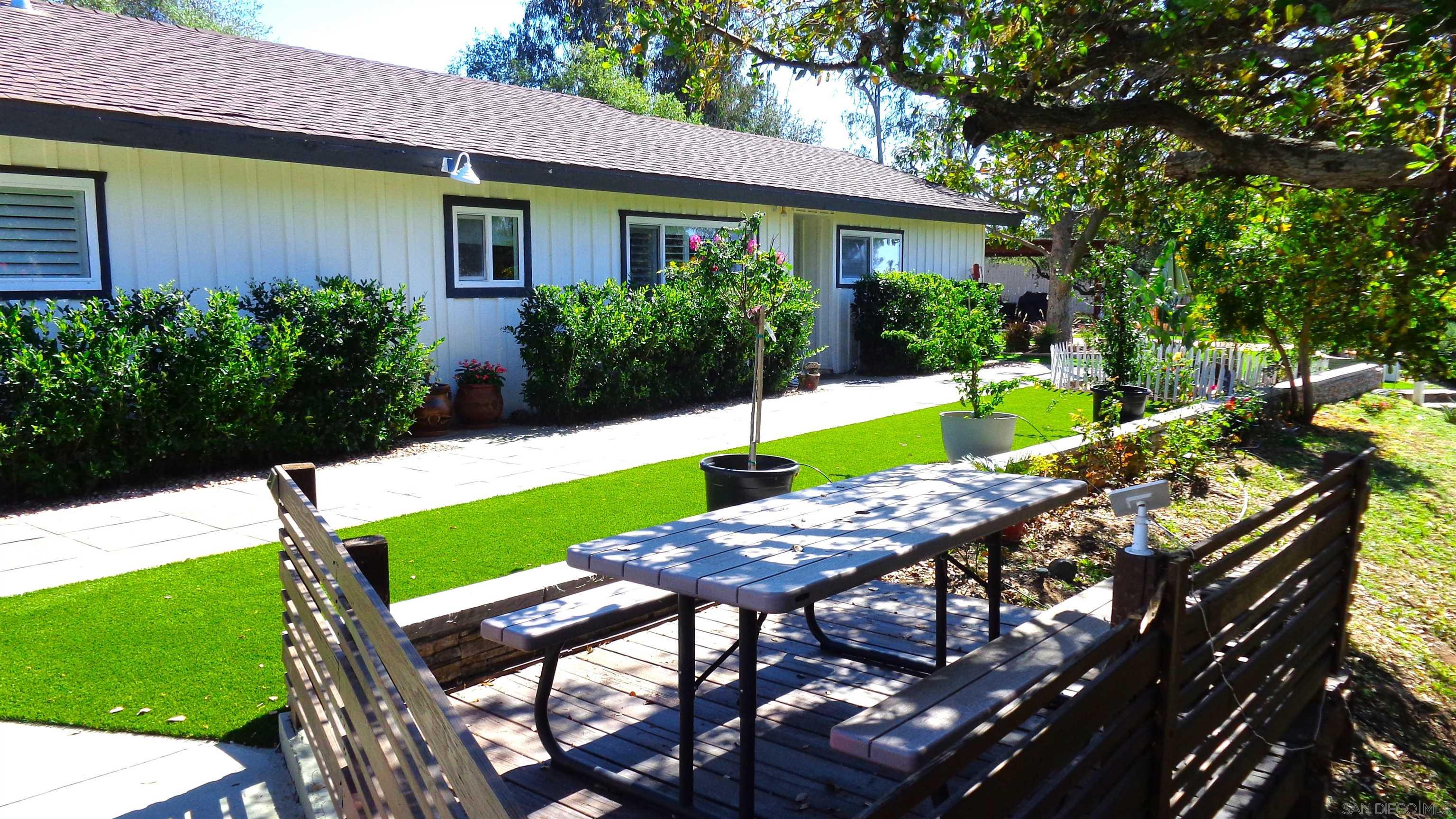 Detail Gallery Image 8 of 33 For 29681  Miller, Valley Center,  CA 92082 - 4 Beds | 2 Baths