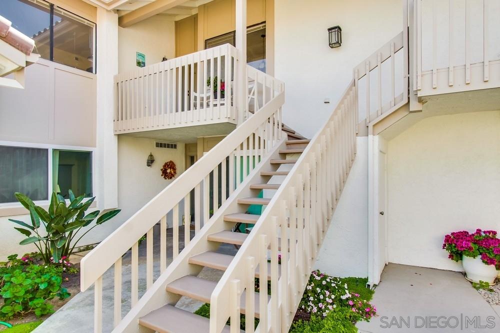 Detail Gallery Image 3 of 23 For 80  Kingston, Coronado,  CA 92118 - 3 Beds | 2 Baths