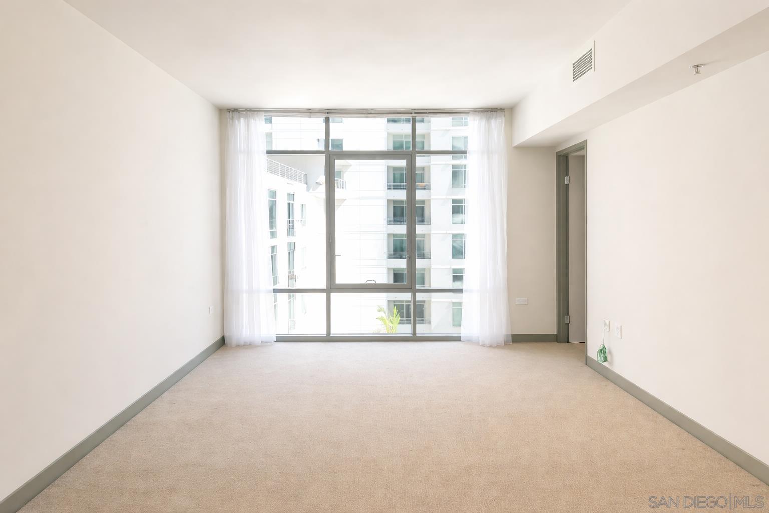 Detail Gallery Image 4 of 17 For 425  W Beech  702, San Diego,  CA 92101 - 1 Beds | 1 Baths