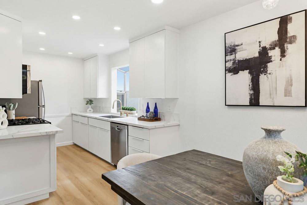 Detail Gallery Image 15 of 58 For 3116  Groton Way  #2,  San Diego,  CA 92110 - 3 Beds | 2 Baths