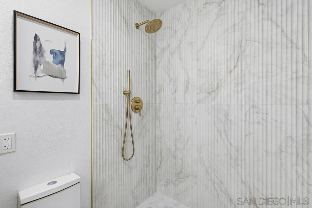 Detail Gallery Image 34 of 58 For 3116  Groton Way  #2,  San Diego,  CA 92110 - 3 Beds | 2 Baths