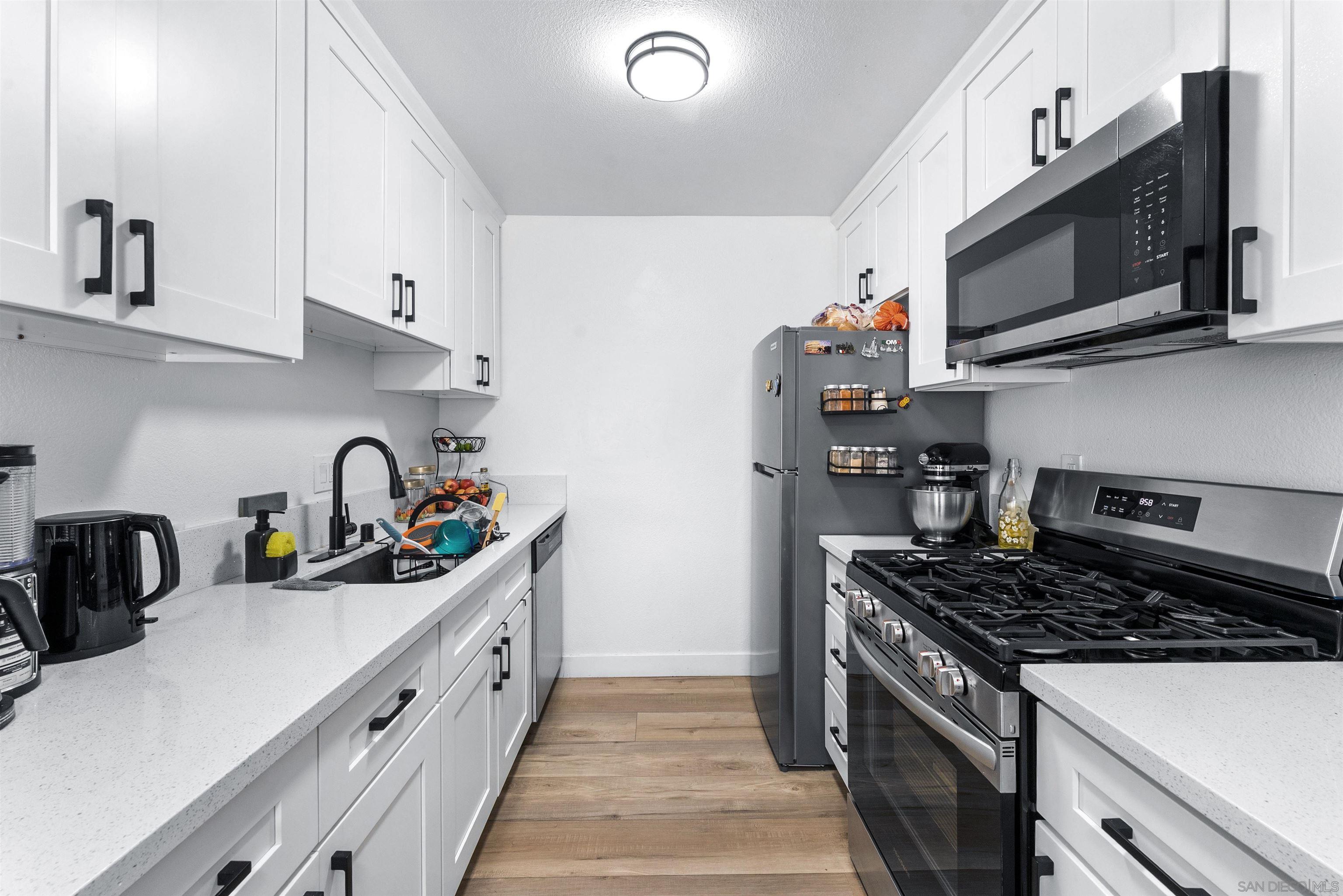 Detail Gallery Image 8 of 20 For 441  Tremont Street, Chula Vista,  CA 91911 - – Beds | – Baths