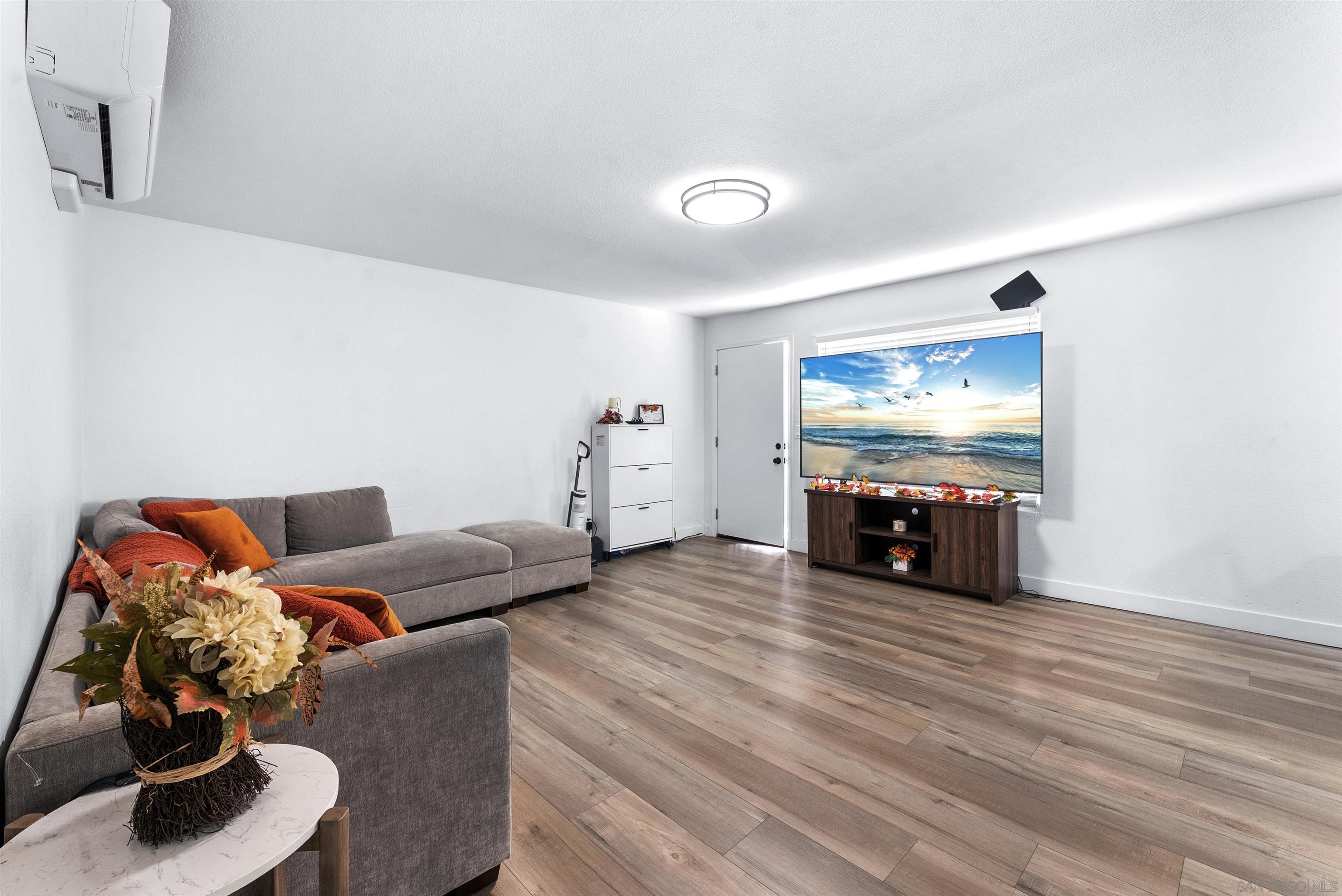 Detail Gallery Image 10 of 20 For 441  Tremont Street, Chula Vista,  CA 91911 - – Beds | – Baths