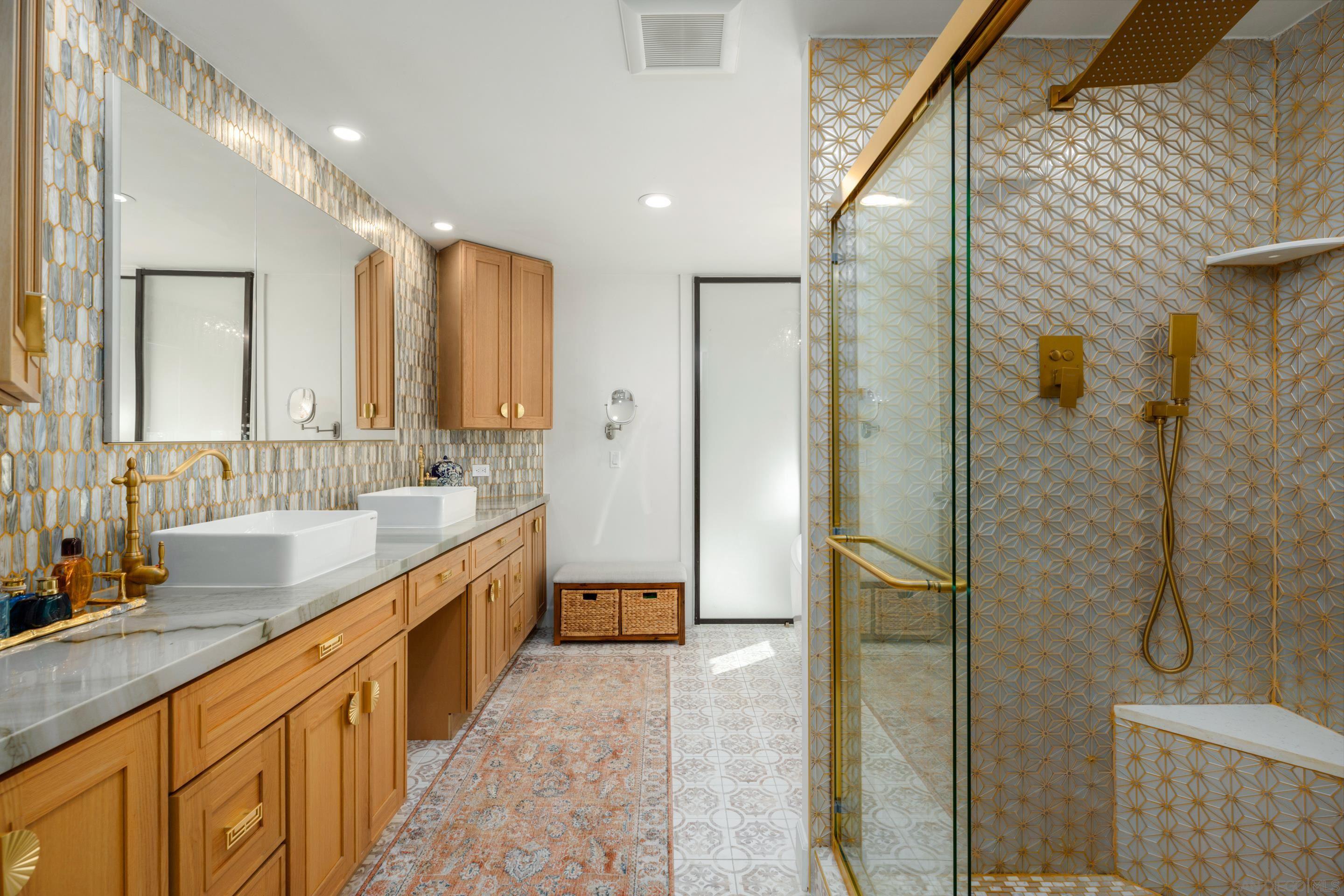 Detail Gallery Image 18 of 32 For 331  Alameda Blvd, Coronado,  CA 92118 - 7 Beds | 3/2 Baths