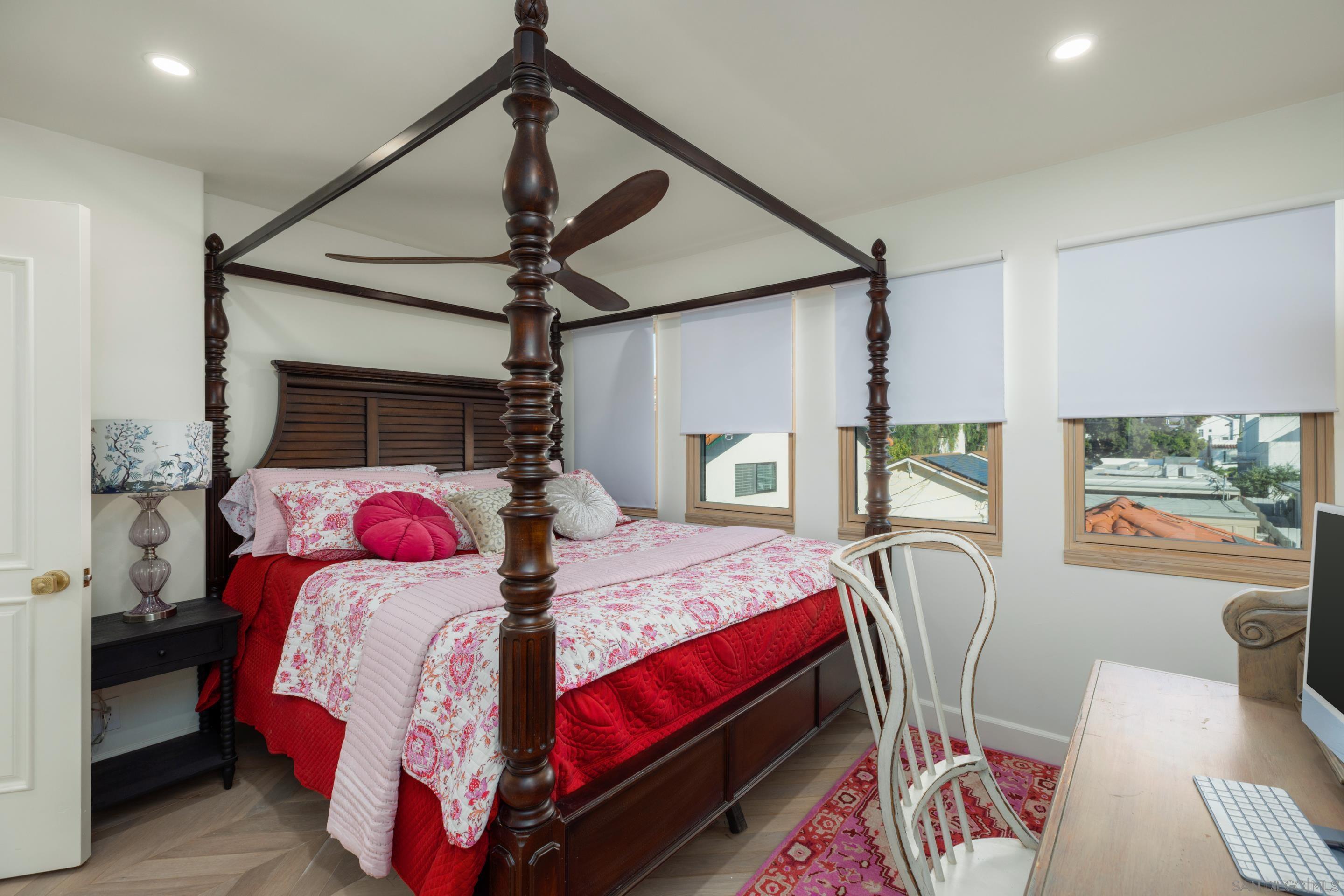 Detail Gallery Image 20 of 32 For 331  Alameda Blvd, Coronado,  CA 92118 - 7 Beds | 3/2 Baths