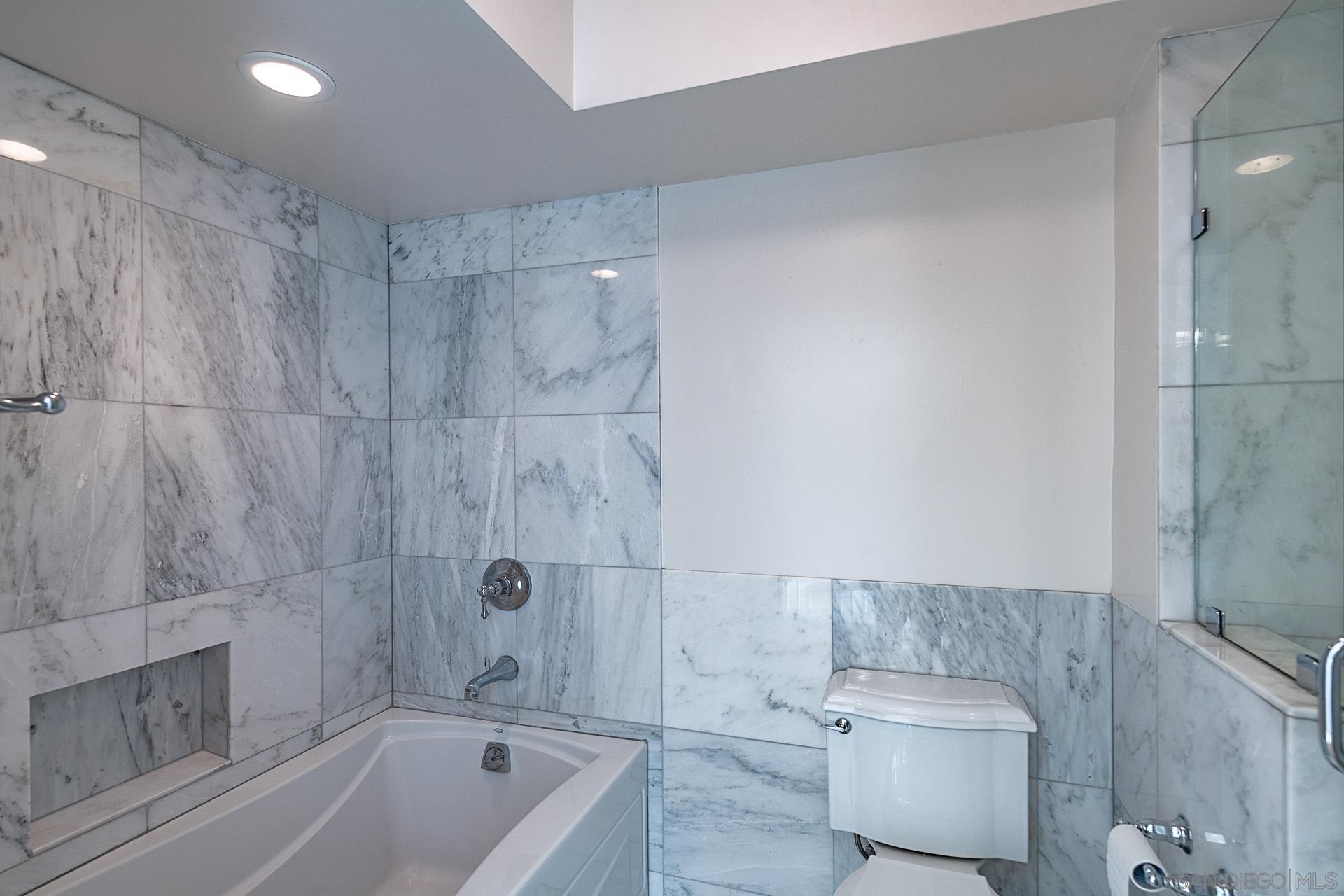 Detail Gallery Image 17 of 41 For 500 W Harbor Dr  720, San Diego,  CA 92101 - 2 Beds | 2 Baths