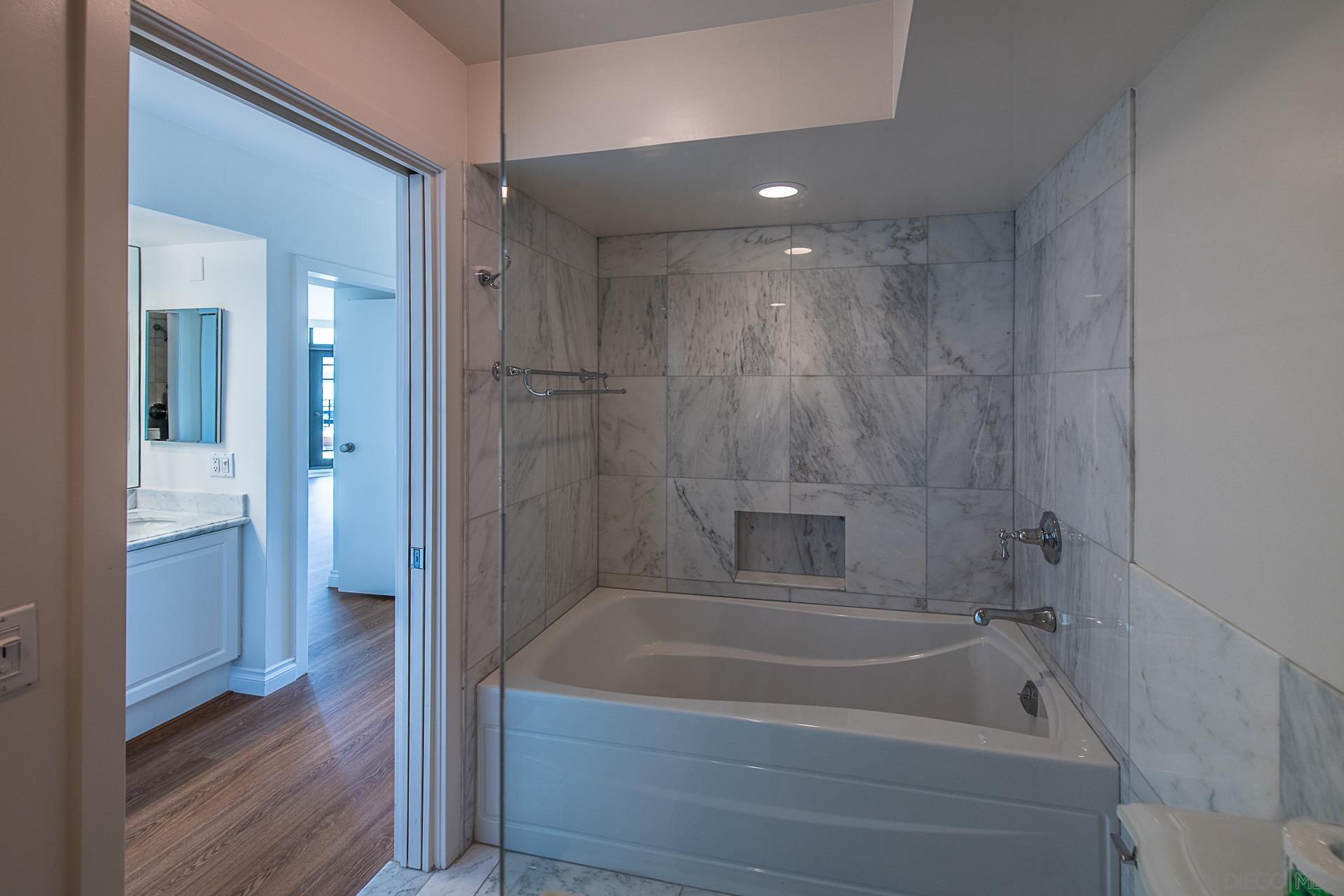 Detail Gallery Image 18 of 41 For 500 W Harbor Dr  720, San Diego,  CA 92101 - 2 Beds | 2 Baths