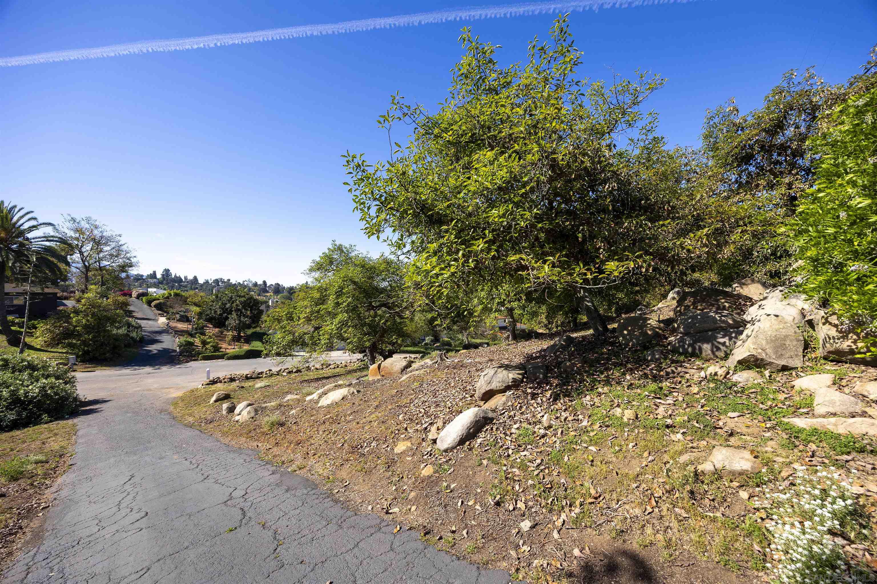 Detail Gallery Image 42 of 75 For 1820  Grove Road, El Cajon,  CA 92020 - 4 Beds | 3 Baths